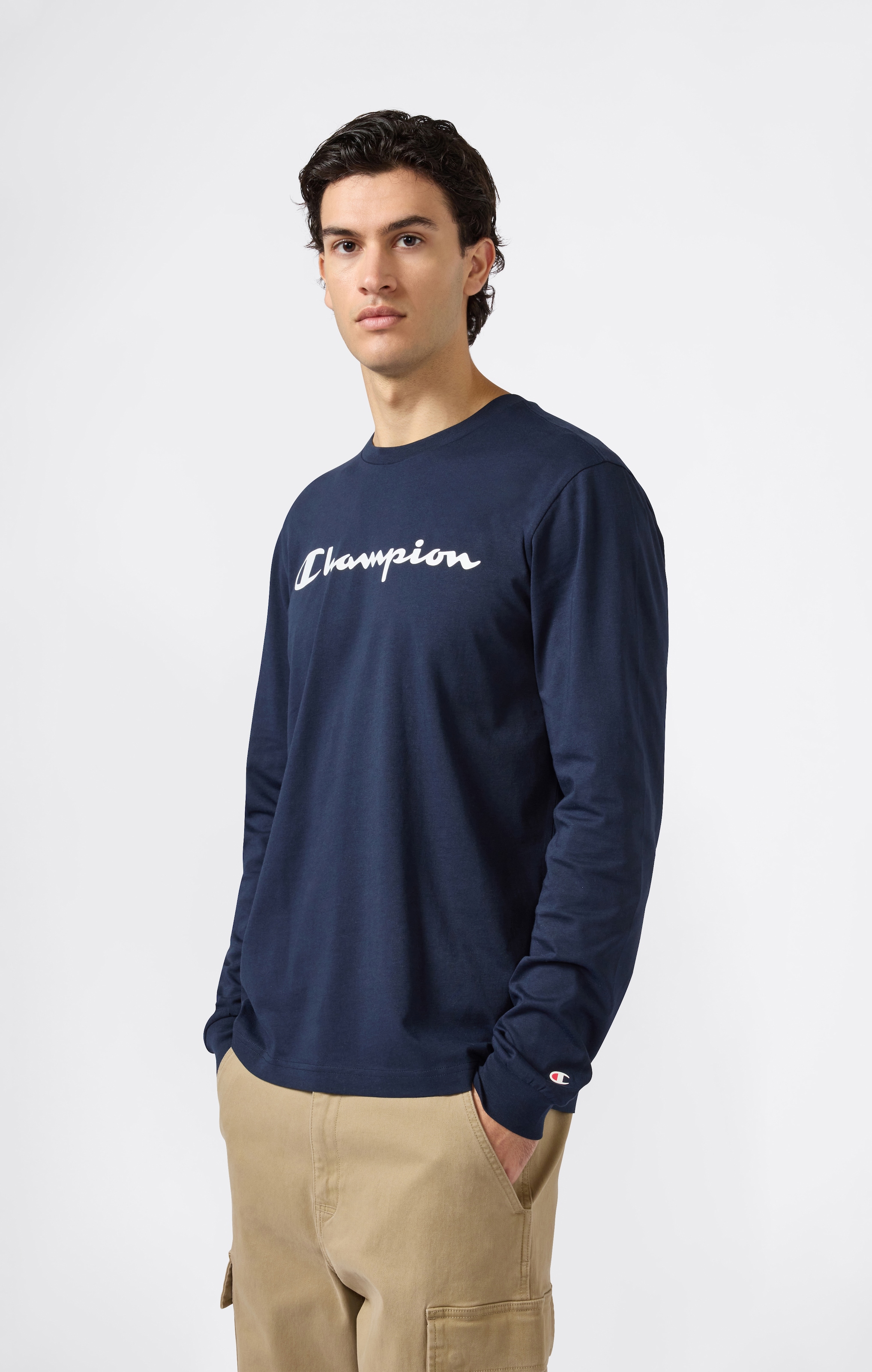 Champion T-Shirt "BASICS Long-Sleeve T-Shirt Large Logo" Langarm-Design, sportlicher Stil, aus Baumwolle