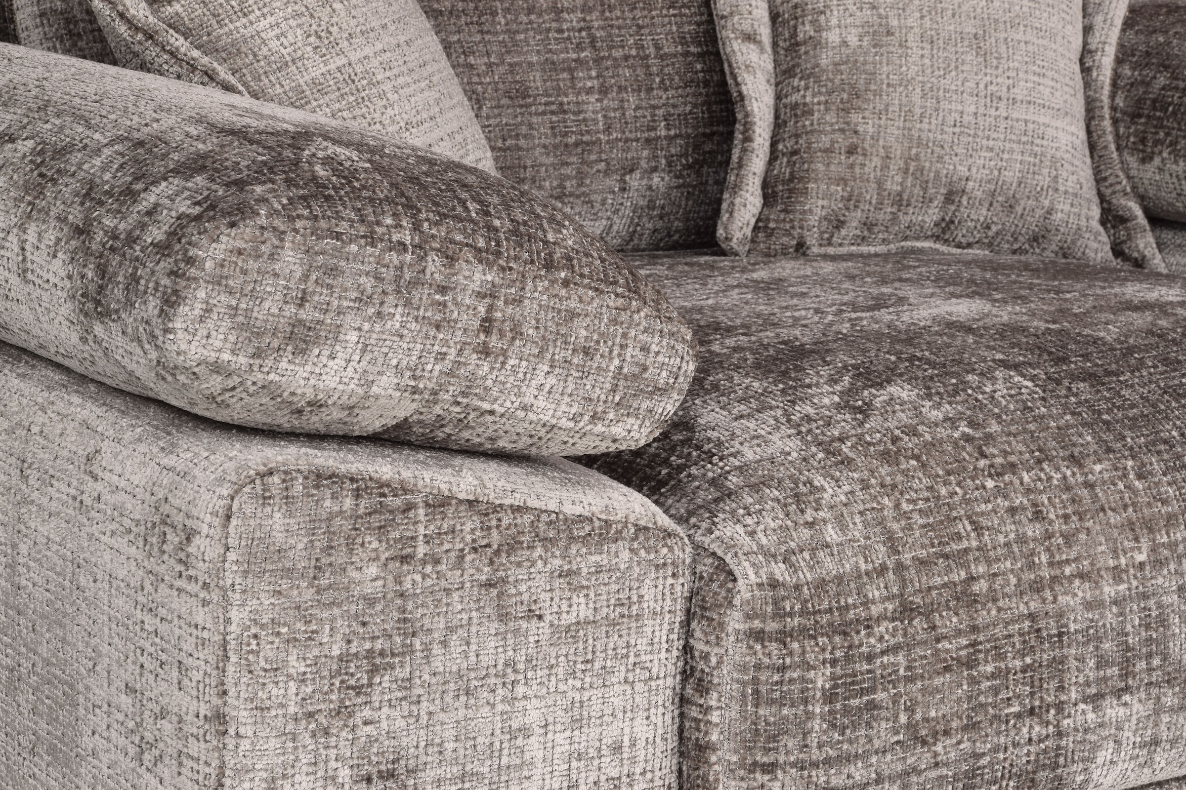 Home affaire XXL-Sessel »Soft&Cosy«, Mega-Sessel, Cord oder Chenille-Struktur, inklusive 2 Zierkissen