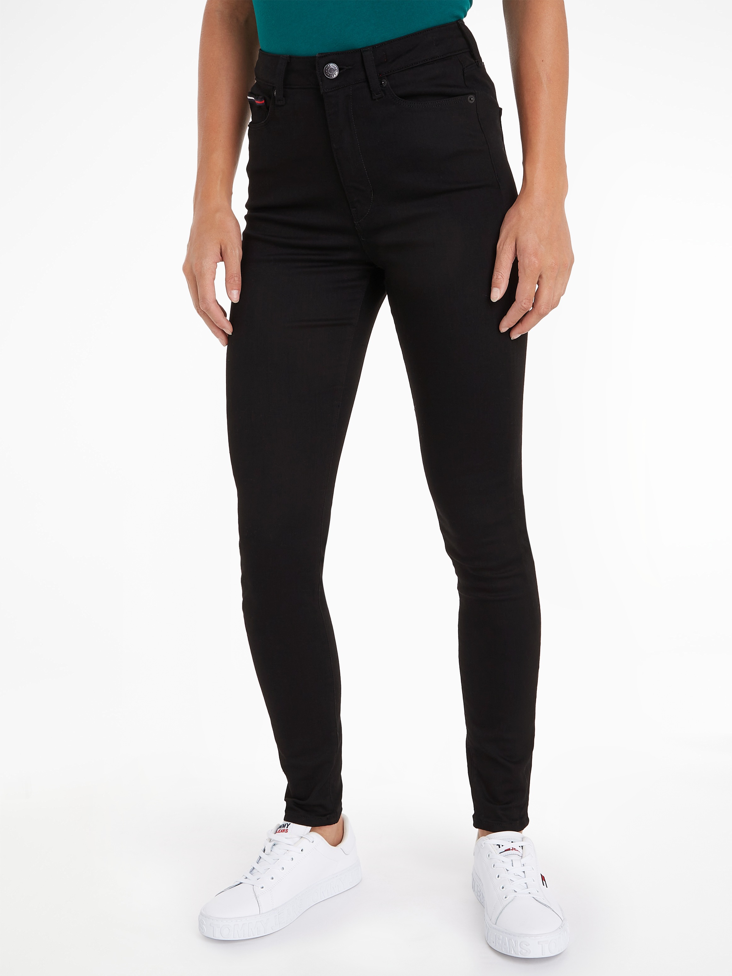 Tommy Jeans Skinny-fit-Jeans »SYLVIA HR SUPER SKNY«, Hochwertige Materialien für einen bequemen und perfekten Sitz.