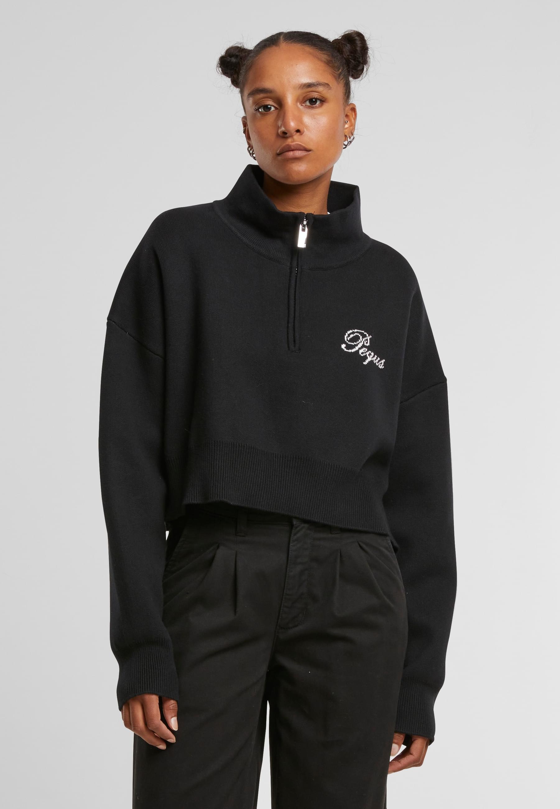 PEQUS Kapuzenpullover »PEQUS PEQUS Cropped Handwritten Logo Knit Sweater«, (1 tlg.)