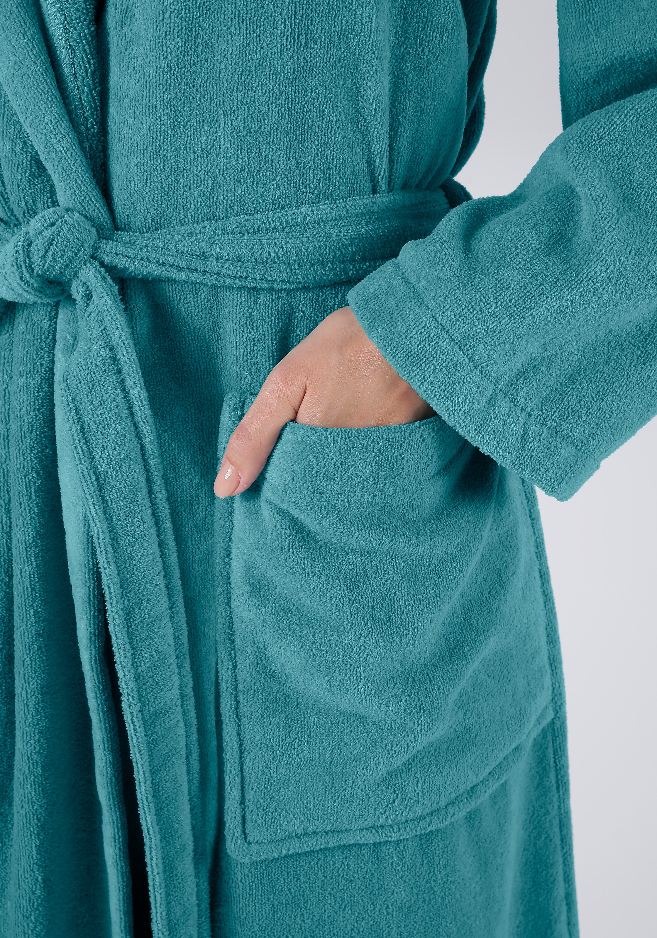 my home Unisex-Bademantel »Regona, ideal für Sauna & Spa, Hotelbademantel, Morgenmantel«, (1 St.), für Damen & Herren, mit Taschen, flauschig und weich, Velours