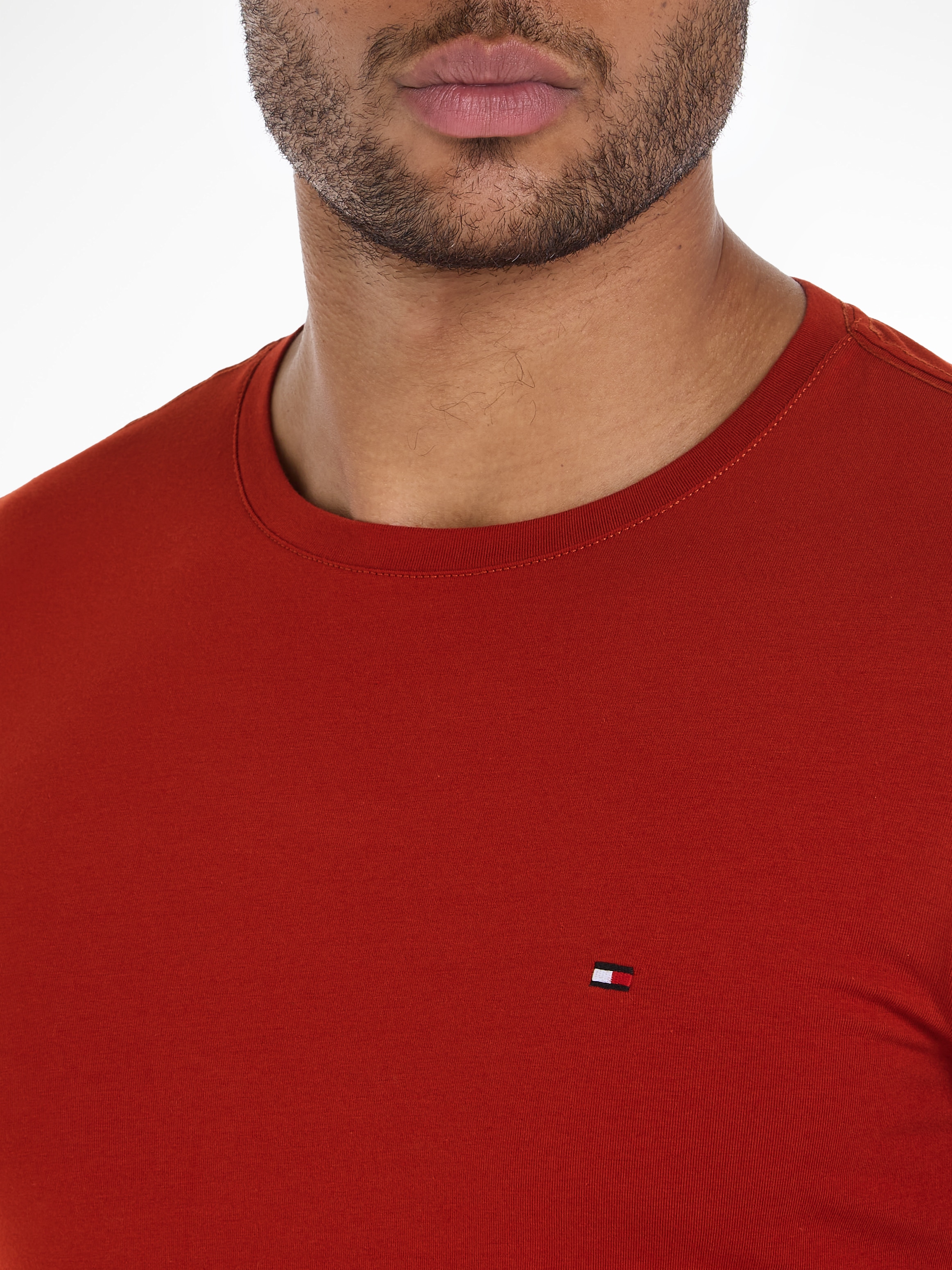 Tommy Hilfiger T-Shirt »STRETCH SLIM FIT TEE«, mit Rundhalsausschnitt