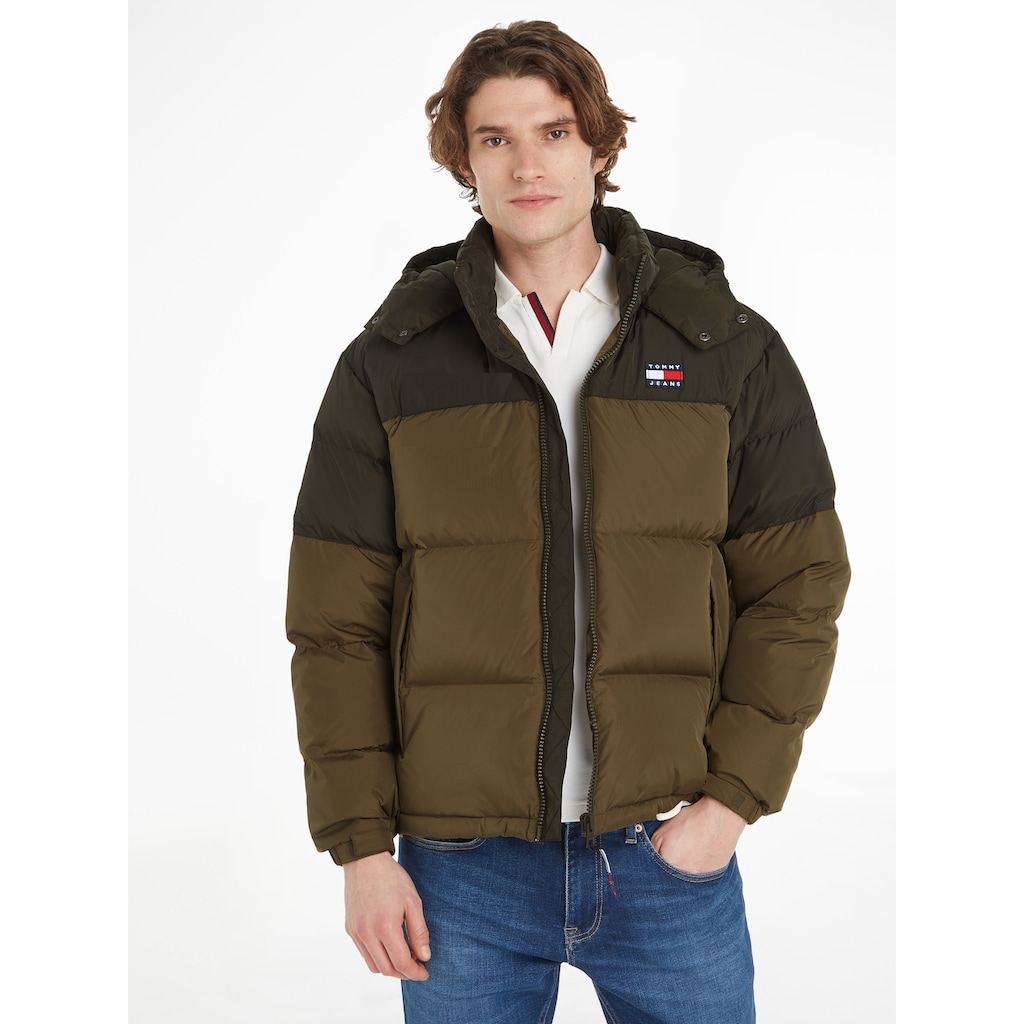 Tommy Jeans Steppjacke »TJM ALASKA COLORBLOCK PUFFER«, mit Kapuze