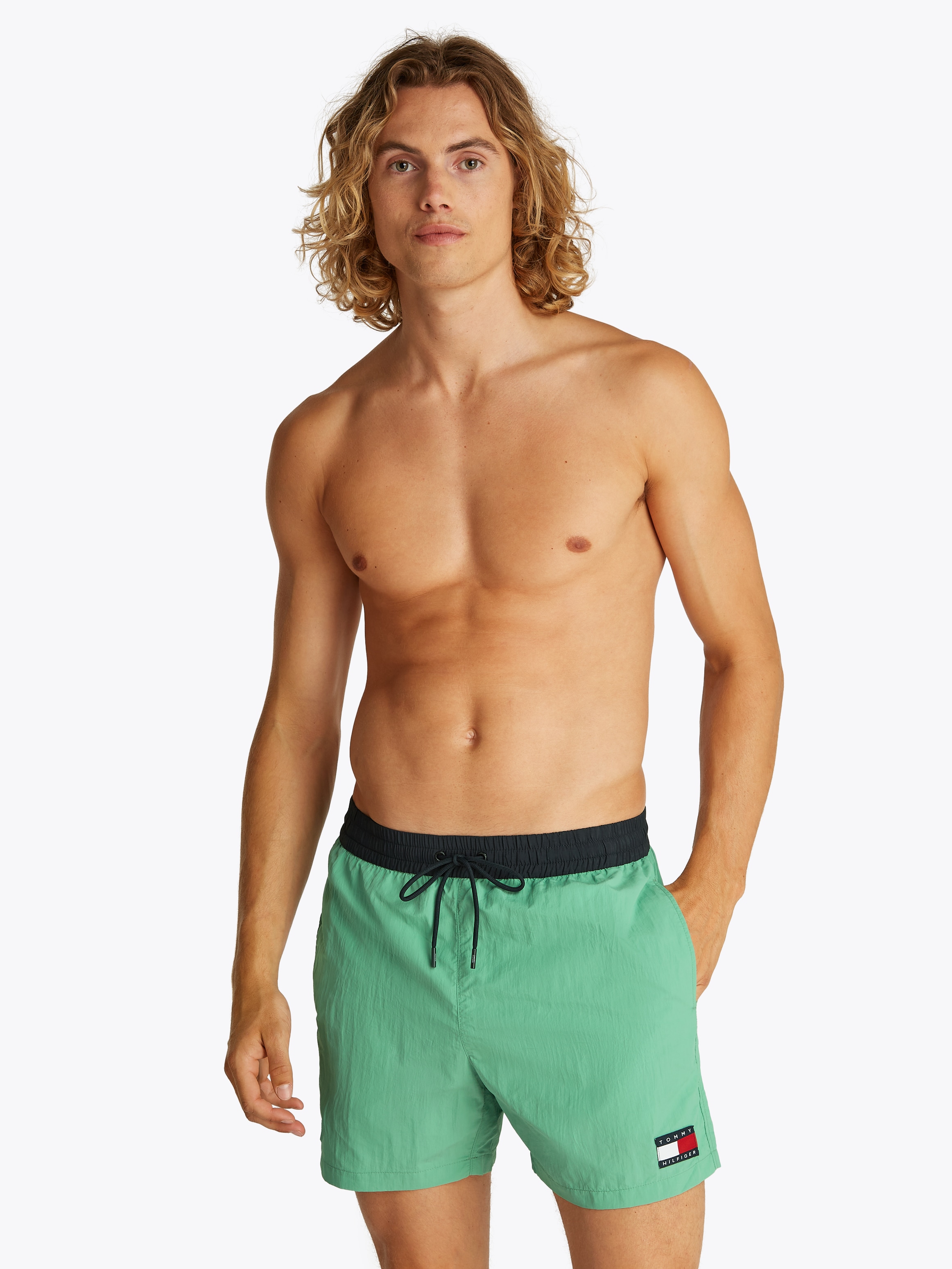 Tommy Hilfiger Swimwear Badeshorts "MEDIUM DRAWSTRING", mit Logo-Patch, mit günstig online kaufen