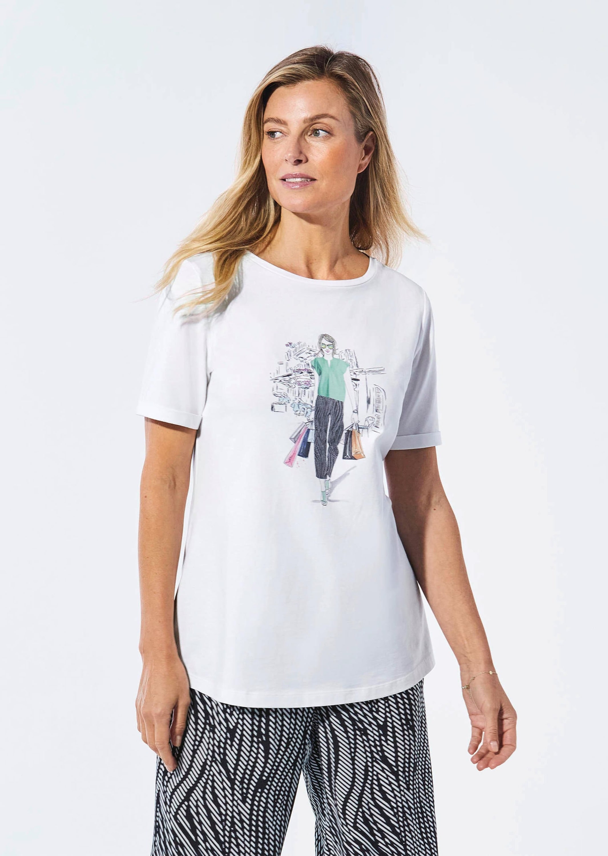 GOLDNER Kurzarmshirt »Kurzgröße Jerseyshirt mit überschnittenen Schultern«