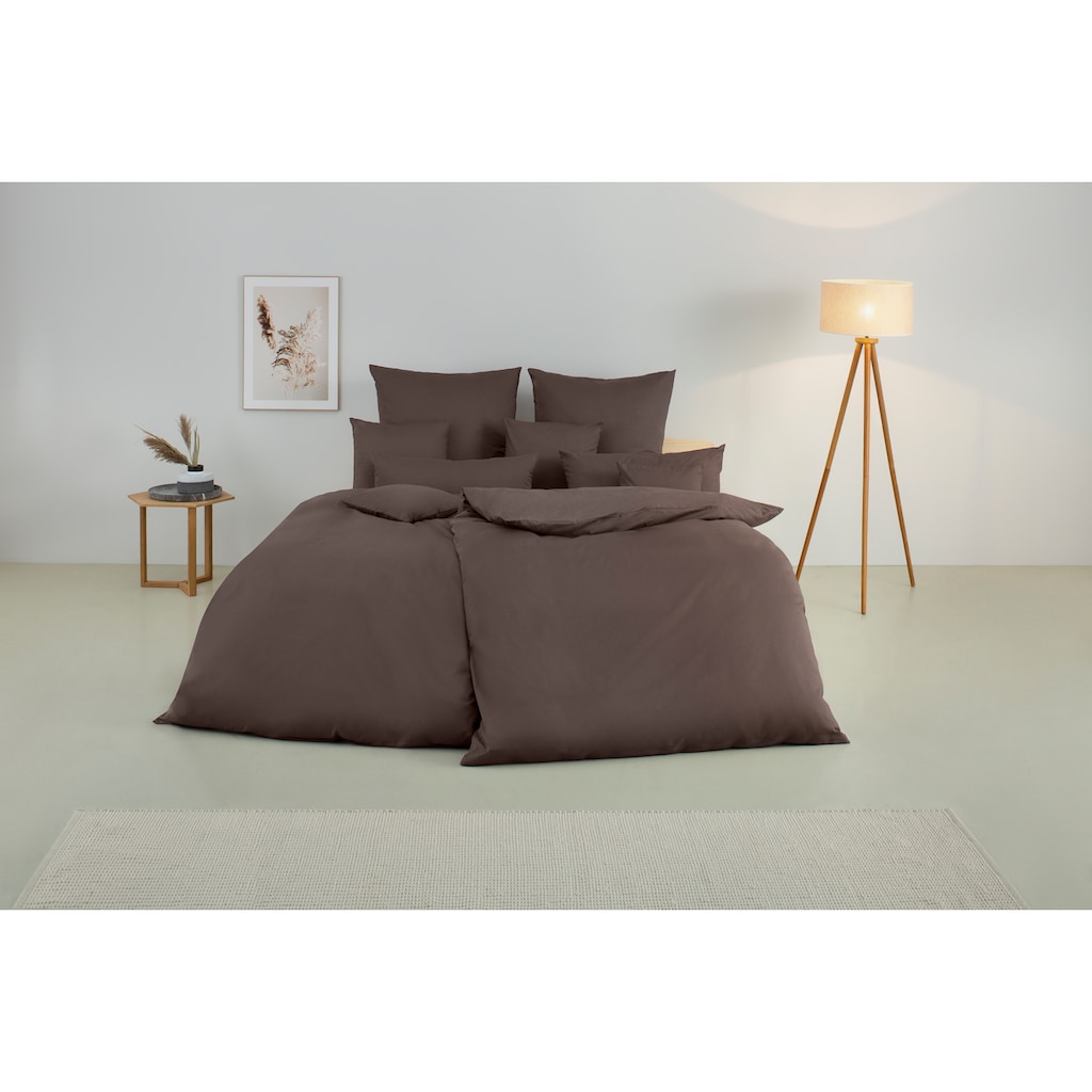 OTTO products Bettwäsche »Neele, GOTS zertifizierte Bettwäsche, in der Qualität Renforcé, atmungsaktiv, Flächengewicht 115 g/m², hergestellt aus 100% Bio-Baumwolle, Bett- und Kopfkissenbezug mit Reißverschluss, in uni Design«, (2 tlg.)