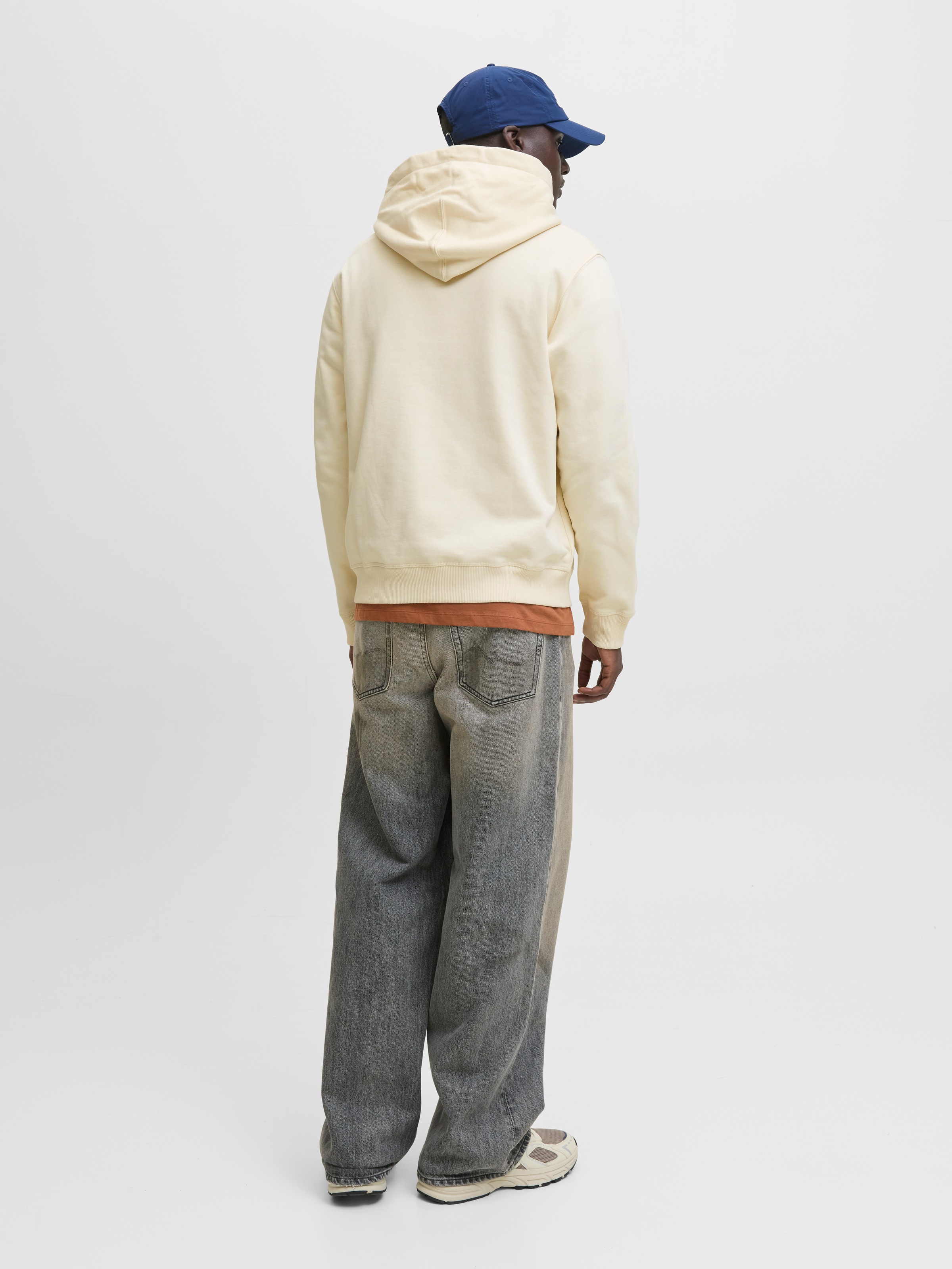 Jack & Jones Kapuzensweatshirt »JORNORREBRO EMB SWEAT ZIP HOOD NOOS«, mit Stickerei
