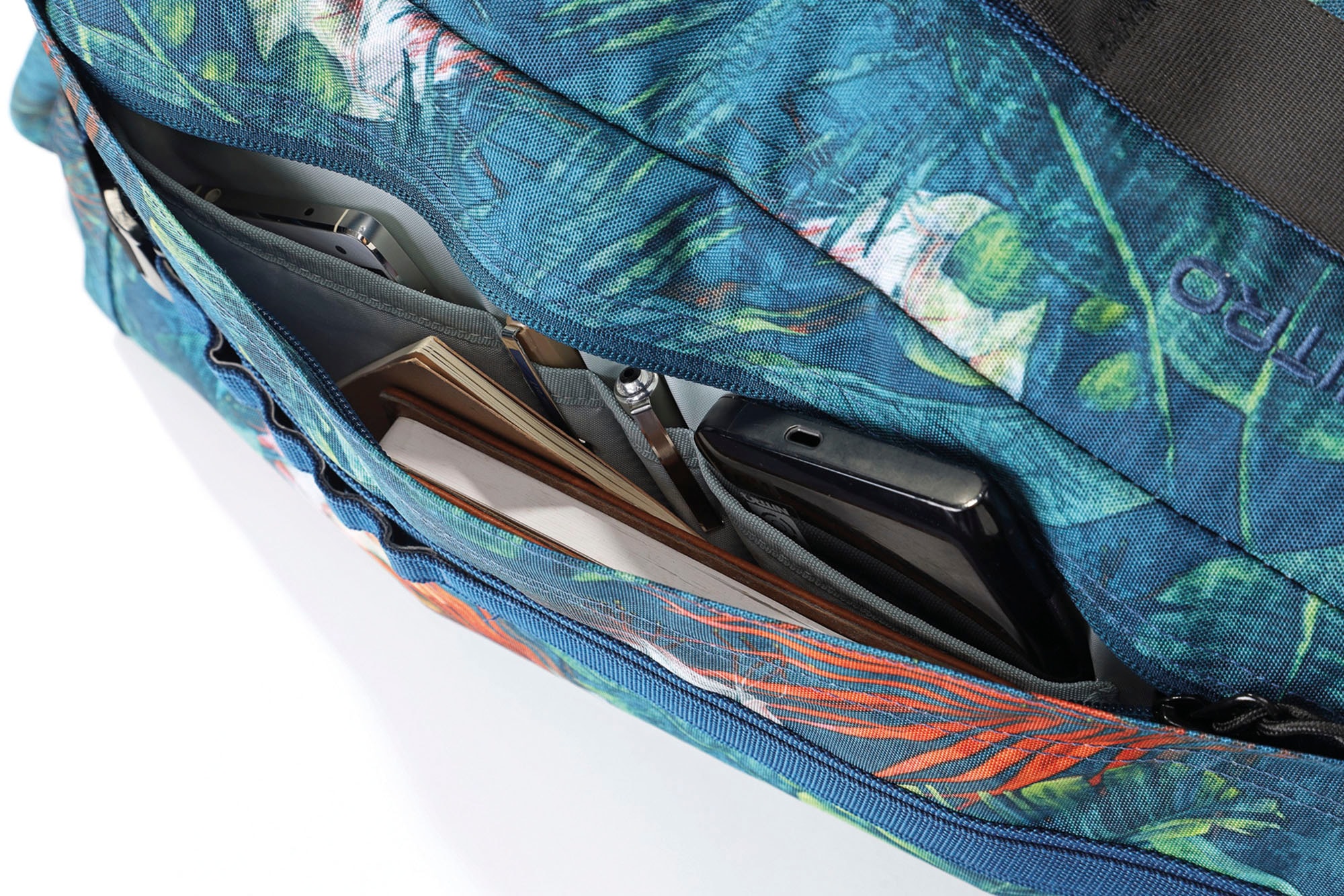 NITRO Freizeitrucksack »Scrambler«, Rucksack für Alltag, Arbeit & Reise mit Roll-Top, Cityrucksack