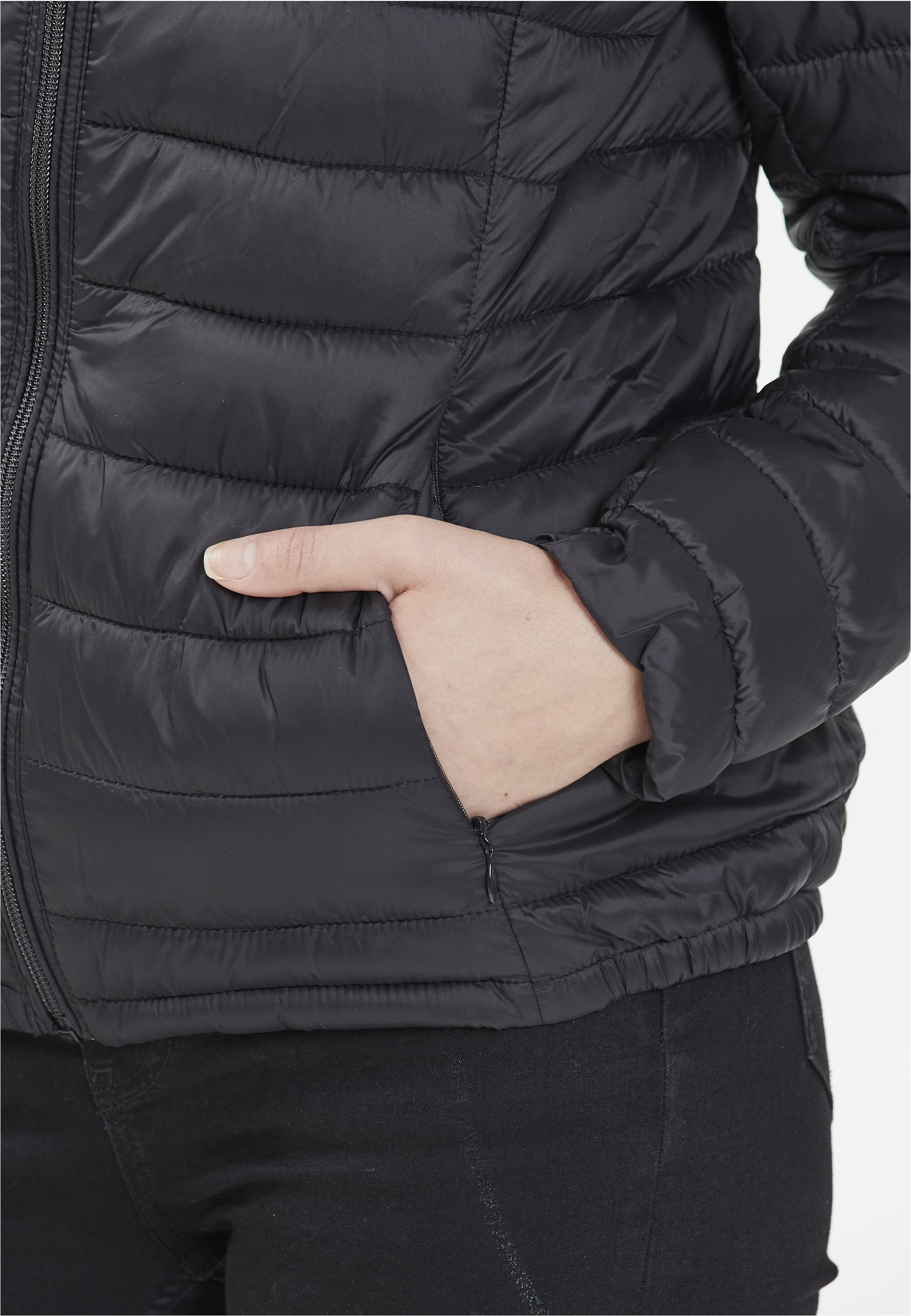 WHISTLER Steppjacke »Tepic W Pro-lite«, mit Kinnschutz und kuscheliger Wattierung