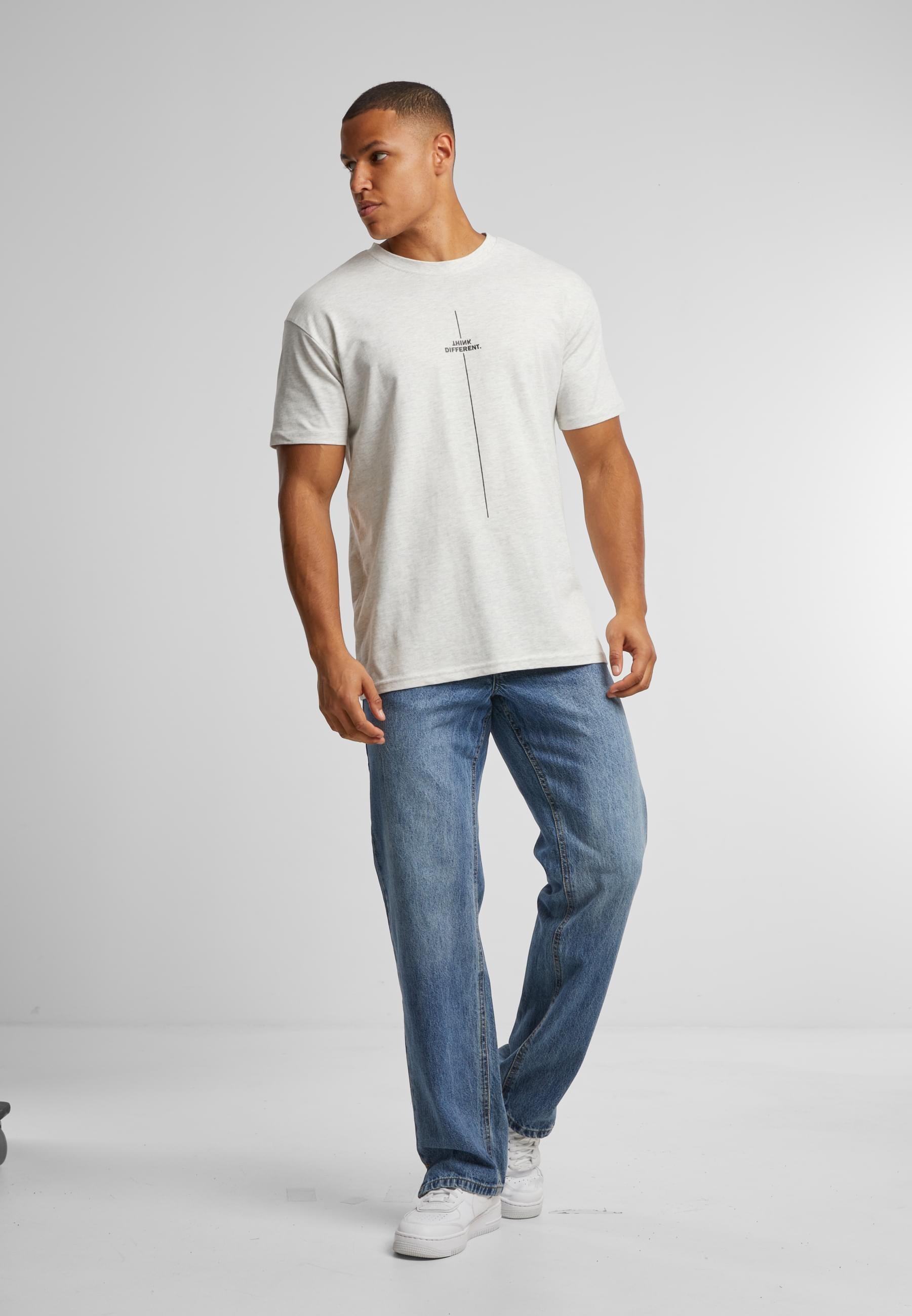 Merchcode T-Shirt »Merchcode Herren Think Different Heavy Oversized Tee«, (1 tlg.)