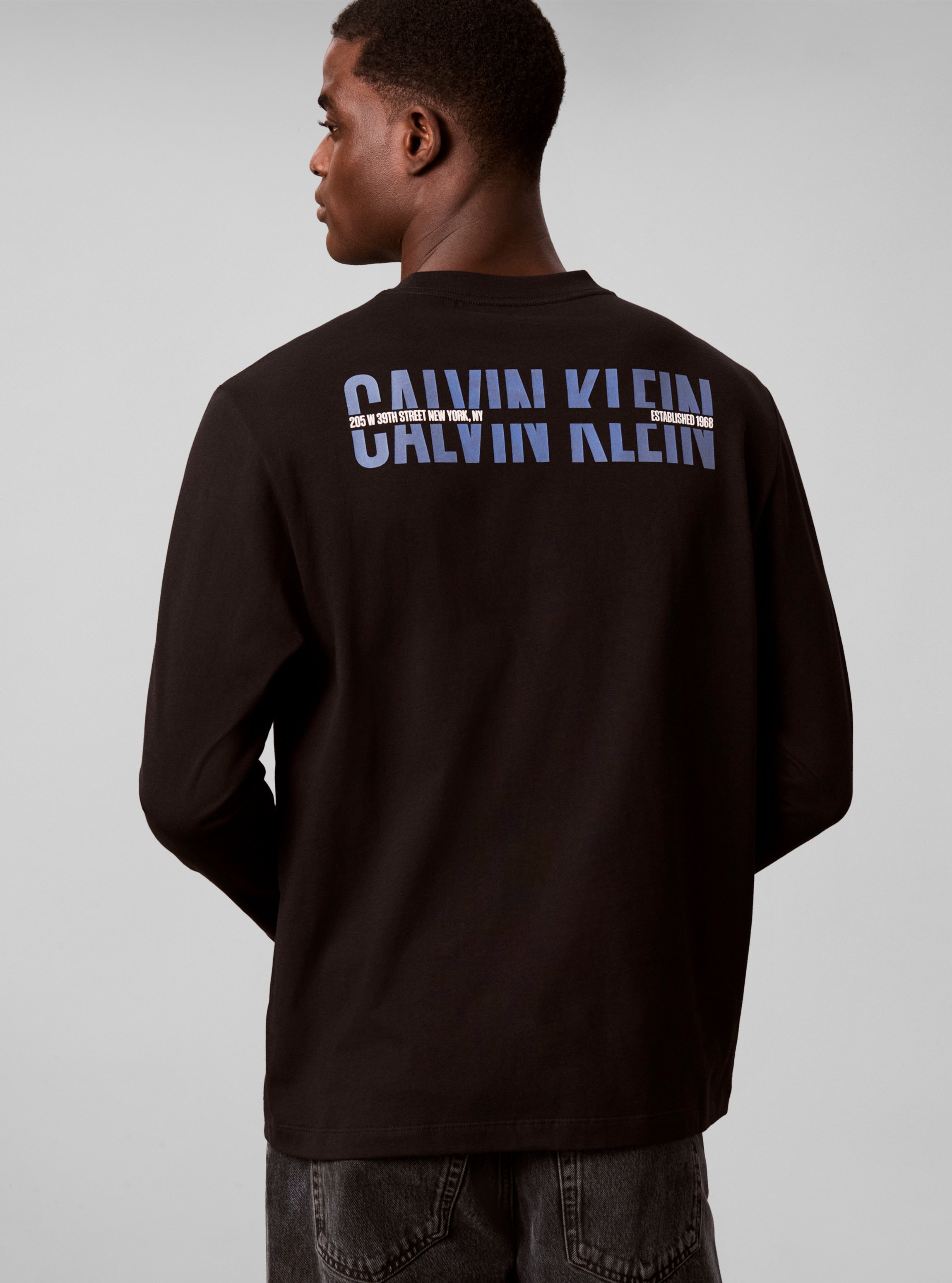 Calvin Klein Jeans Langarmshirt »EASY 20S RETRO CALVIN BACK« Regular fit mit Markenprint