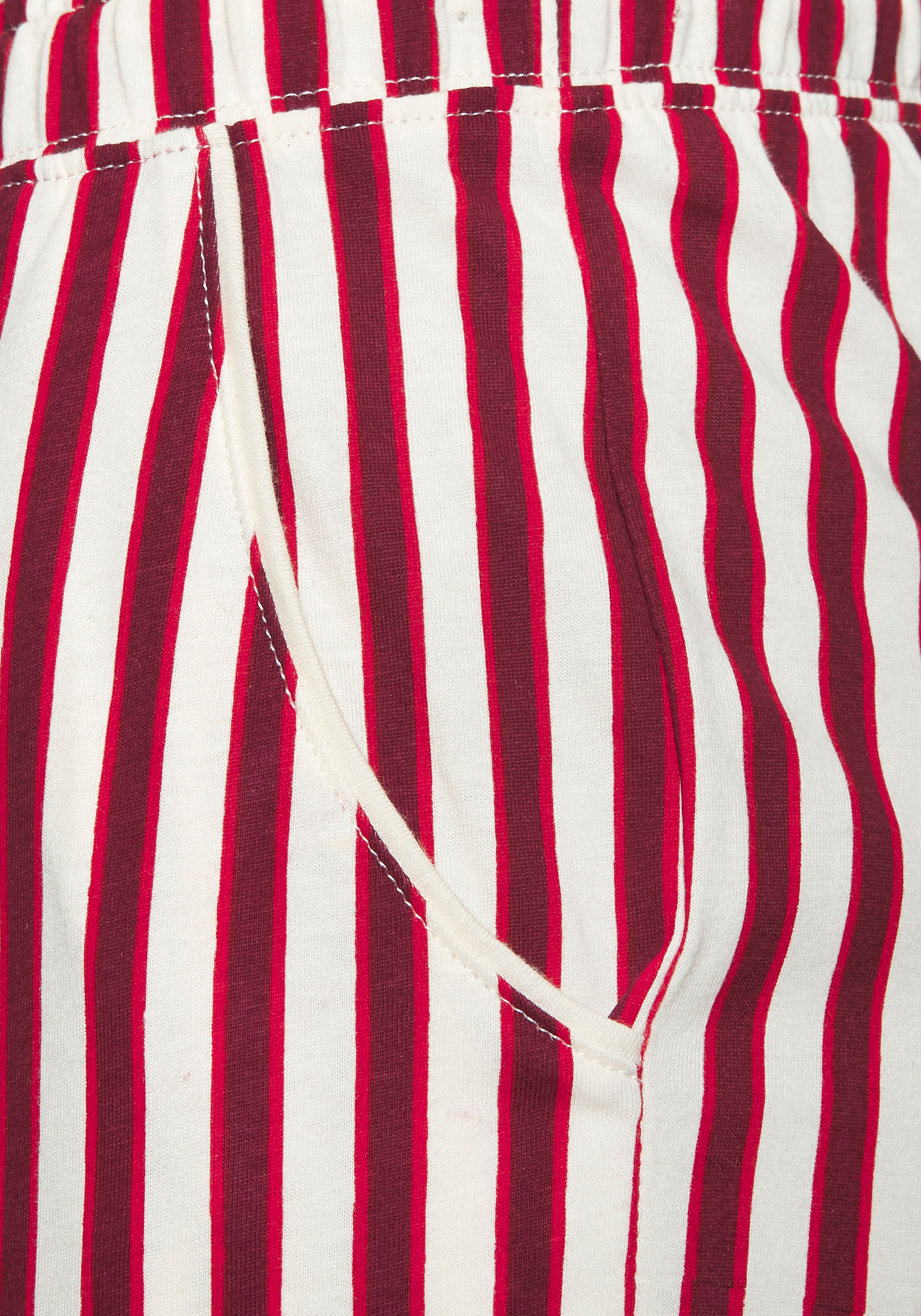 LASCANA Pyjama 2 tlg. Mit Weihnachtlichem Muster