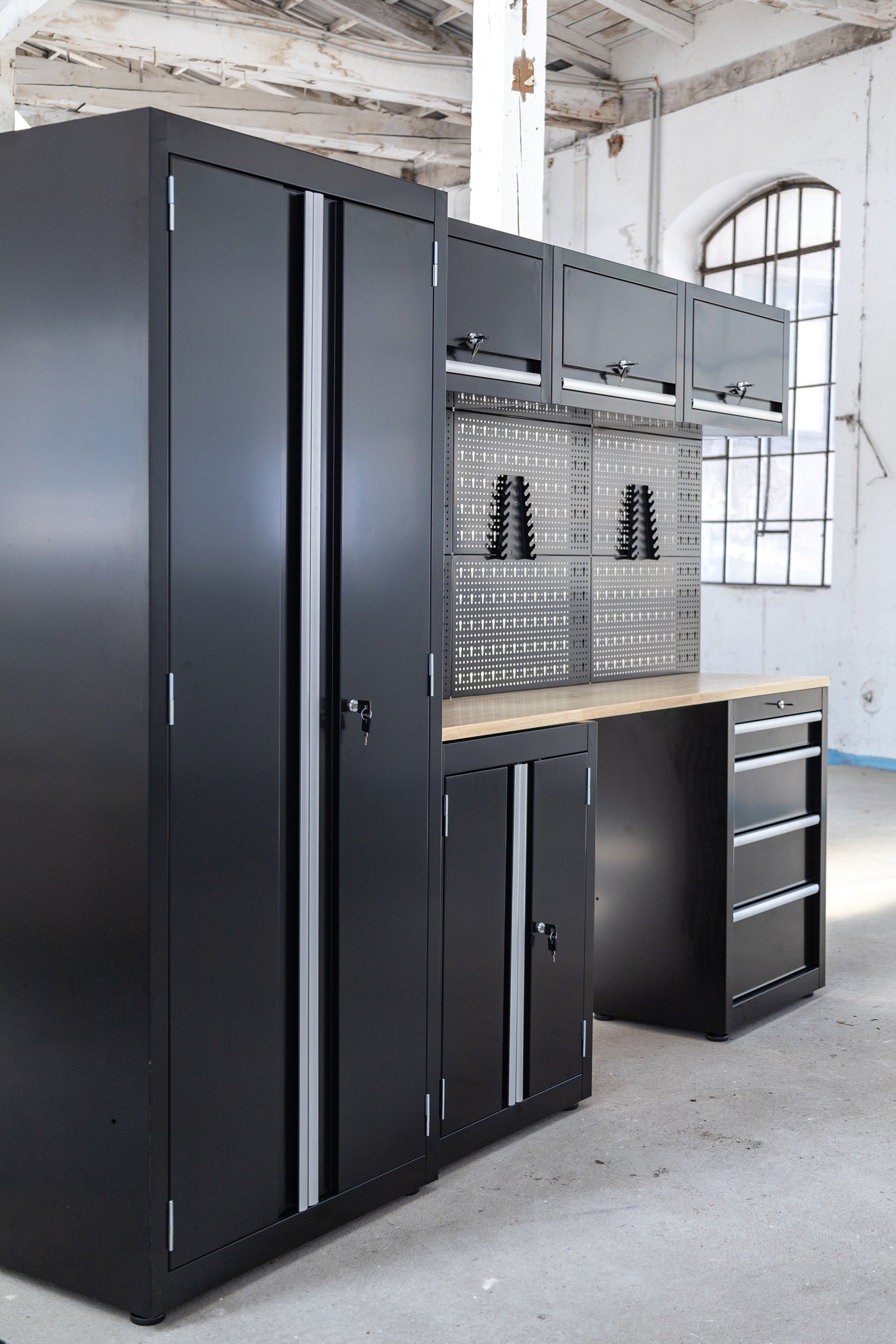 ONDIS24 Werkstatt-Set »Männerküche 260cm, Schwarz« 8 tlg. tlg. teilvormontiert, viel Stauraum, robuste Fläche, Stahl, frei stellbar