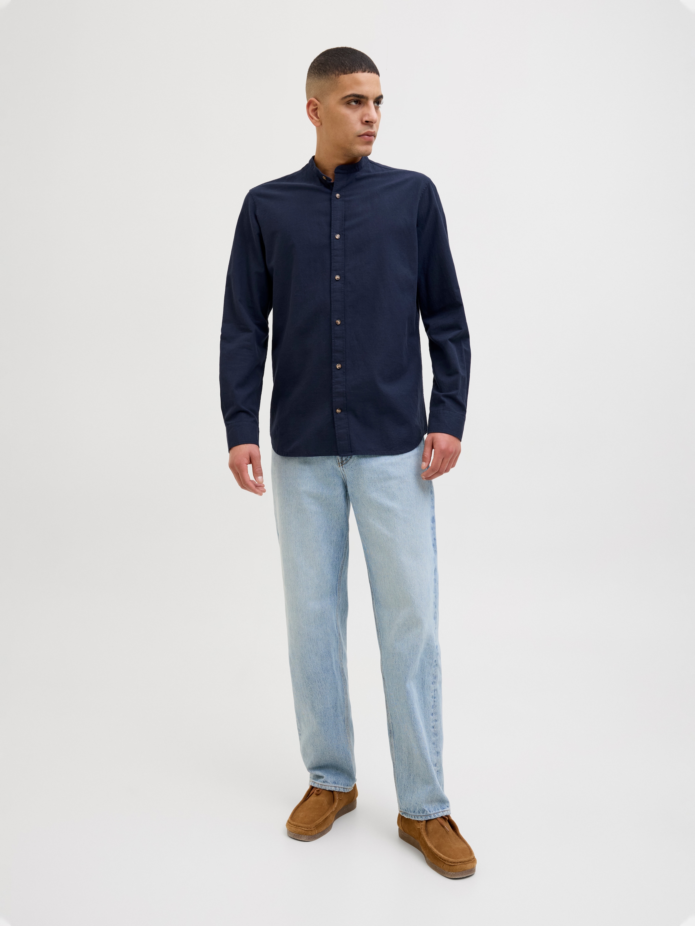 Jack & Jones Langarmhemd »JJESUMMER BAND SHIRT LS SN«, mit Bandkragen