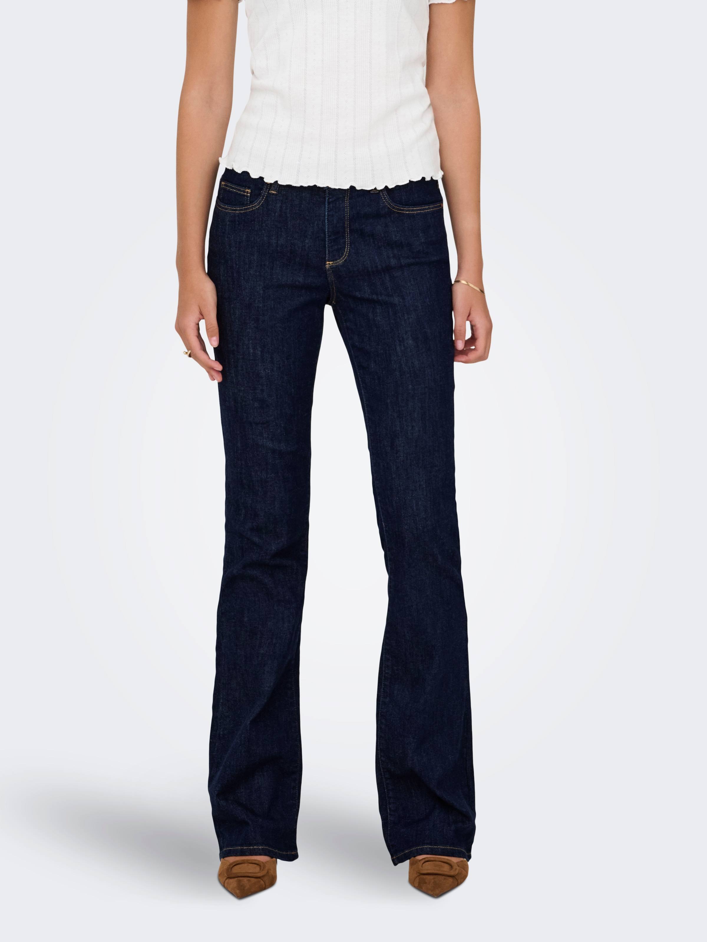 ONLY Bootcut-Jeans "ONLANNIE MID FLARED BOX DNM" mit dunkler Waschung