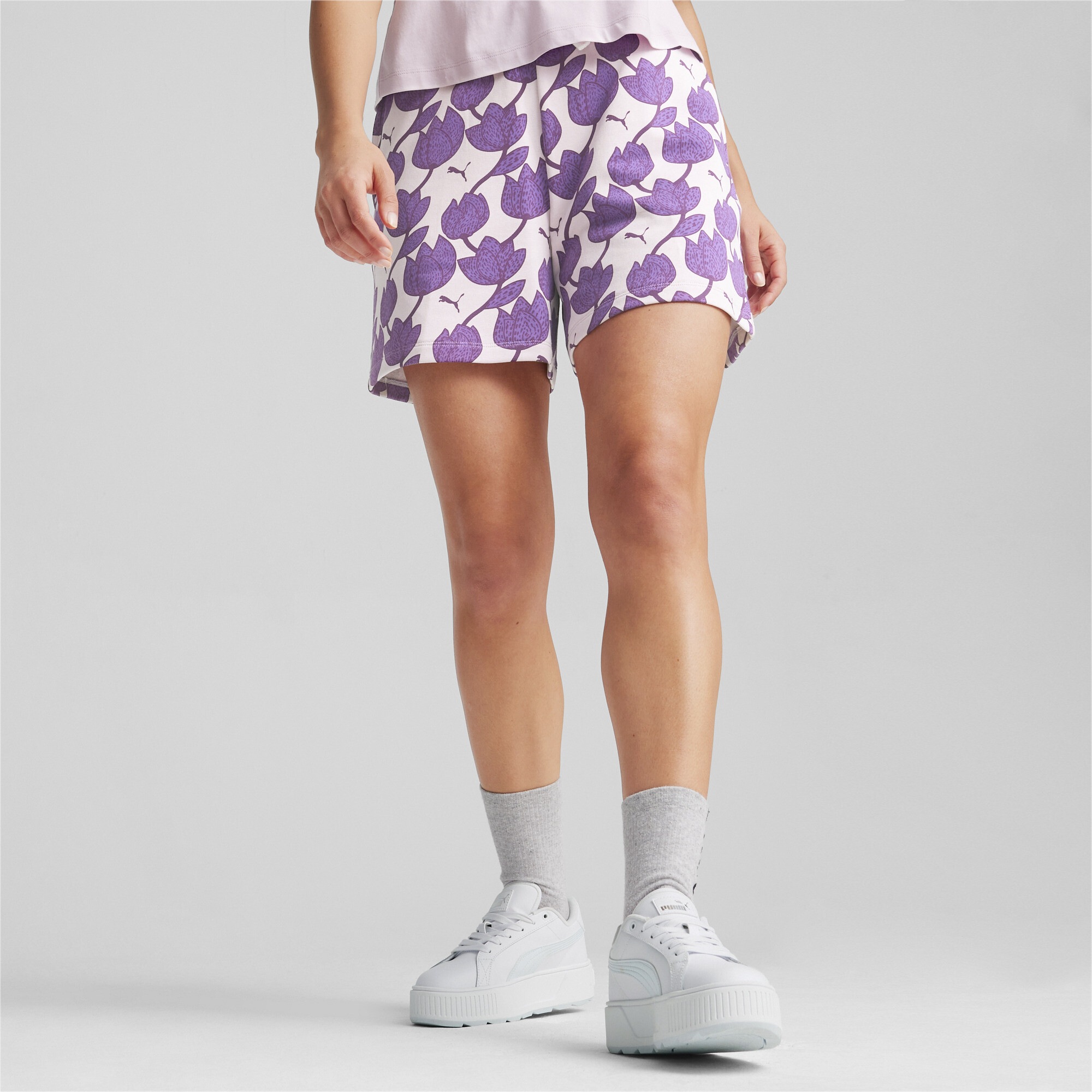 PUMA Sporthose »BLOSSOM Shorts mit Blumenmuster Damen«