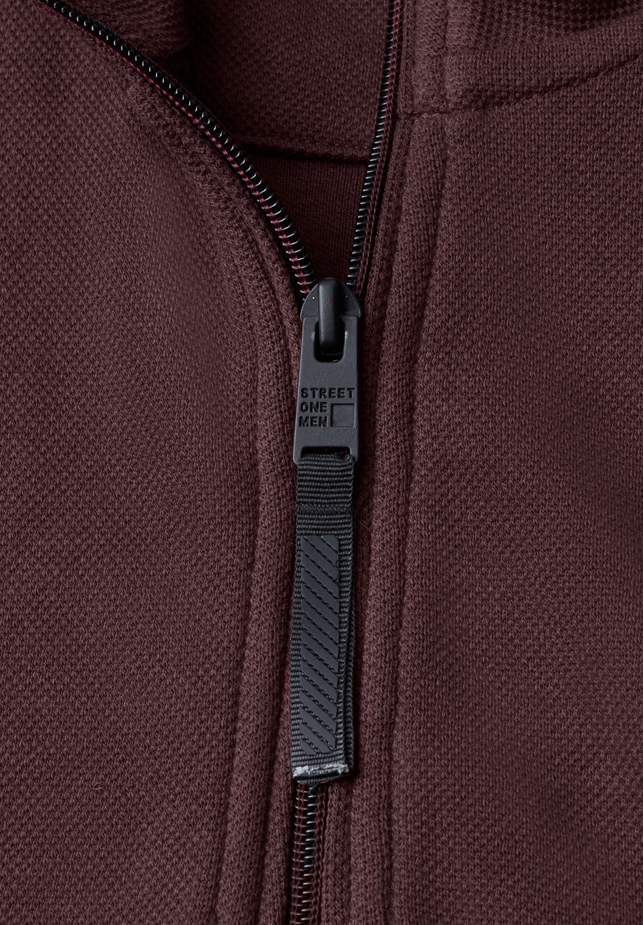 STREET ONE MEN Sweatshirt , mit Stehkragen

