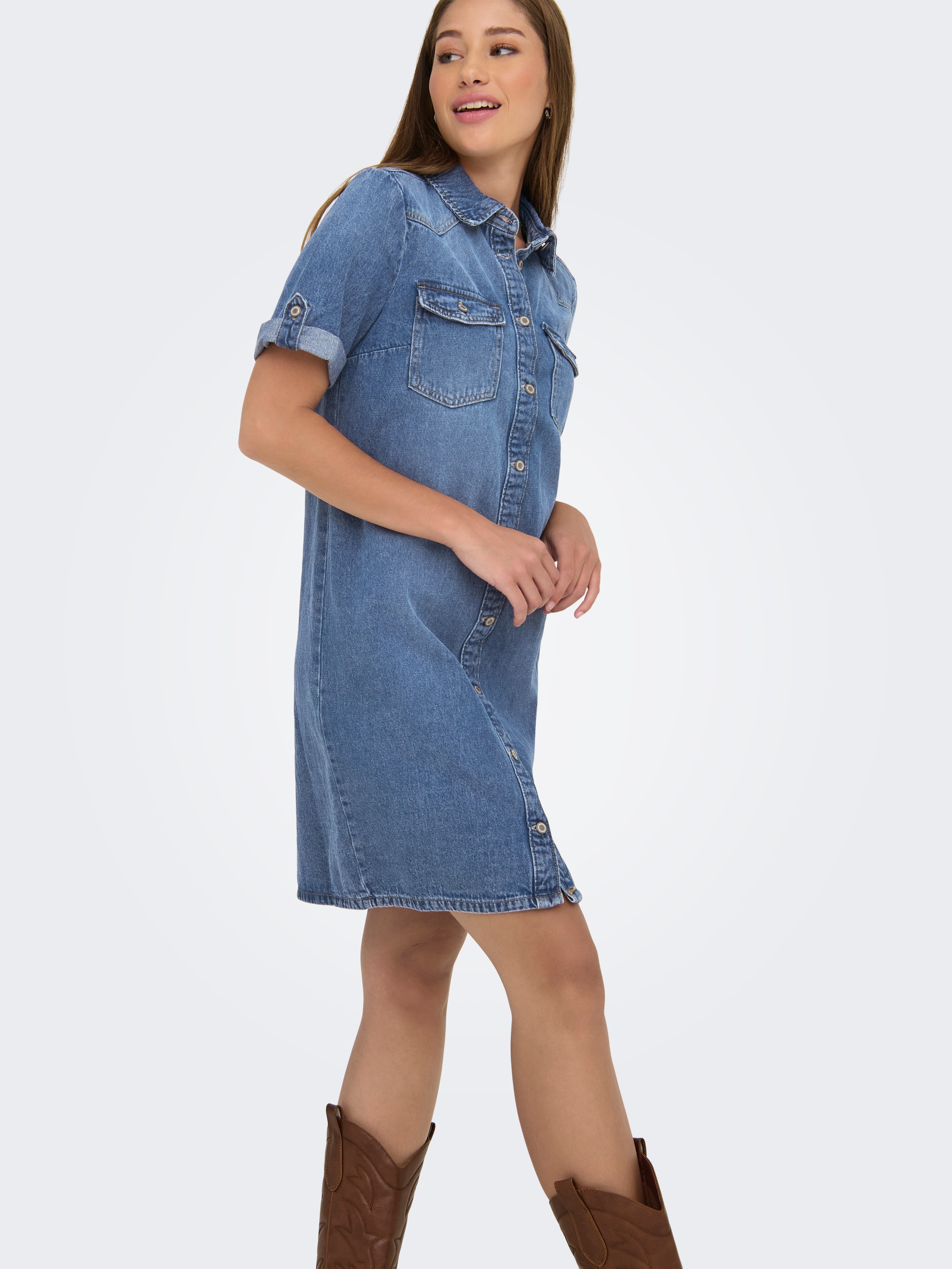 Thumbnail - ONLY Jeanskleid "ONLLISA – Denimkleid mit Knopfleiste und Brusttaschen" Brusttaschen Baumwollmischung