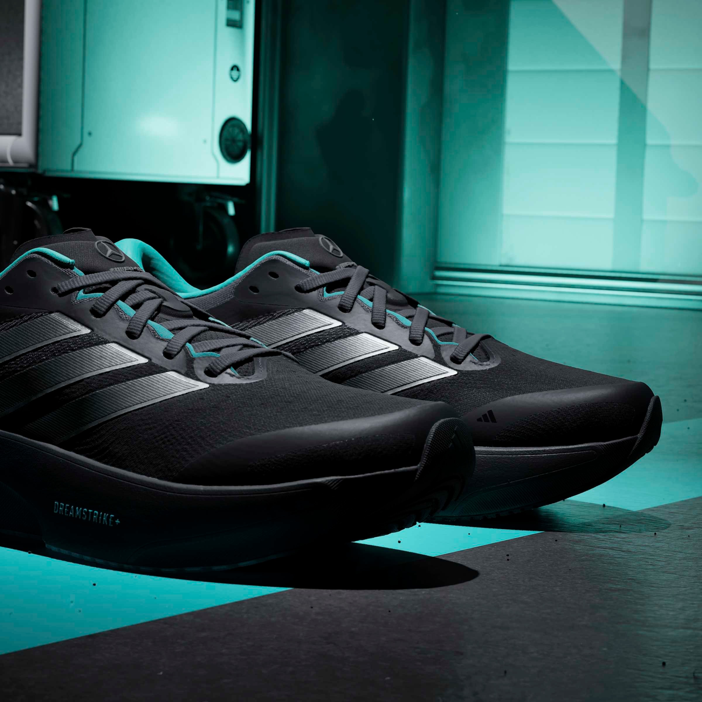 adidas Performance Laufschuh »SUPERNOVA RISE 3 MERCEDES AMG PETRONAS F1 TEAM«  Mercedes AMG Motorsport