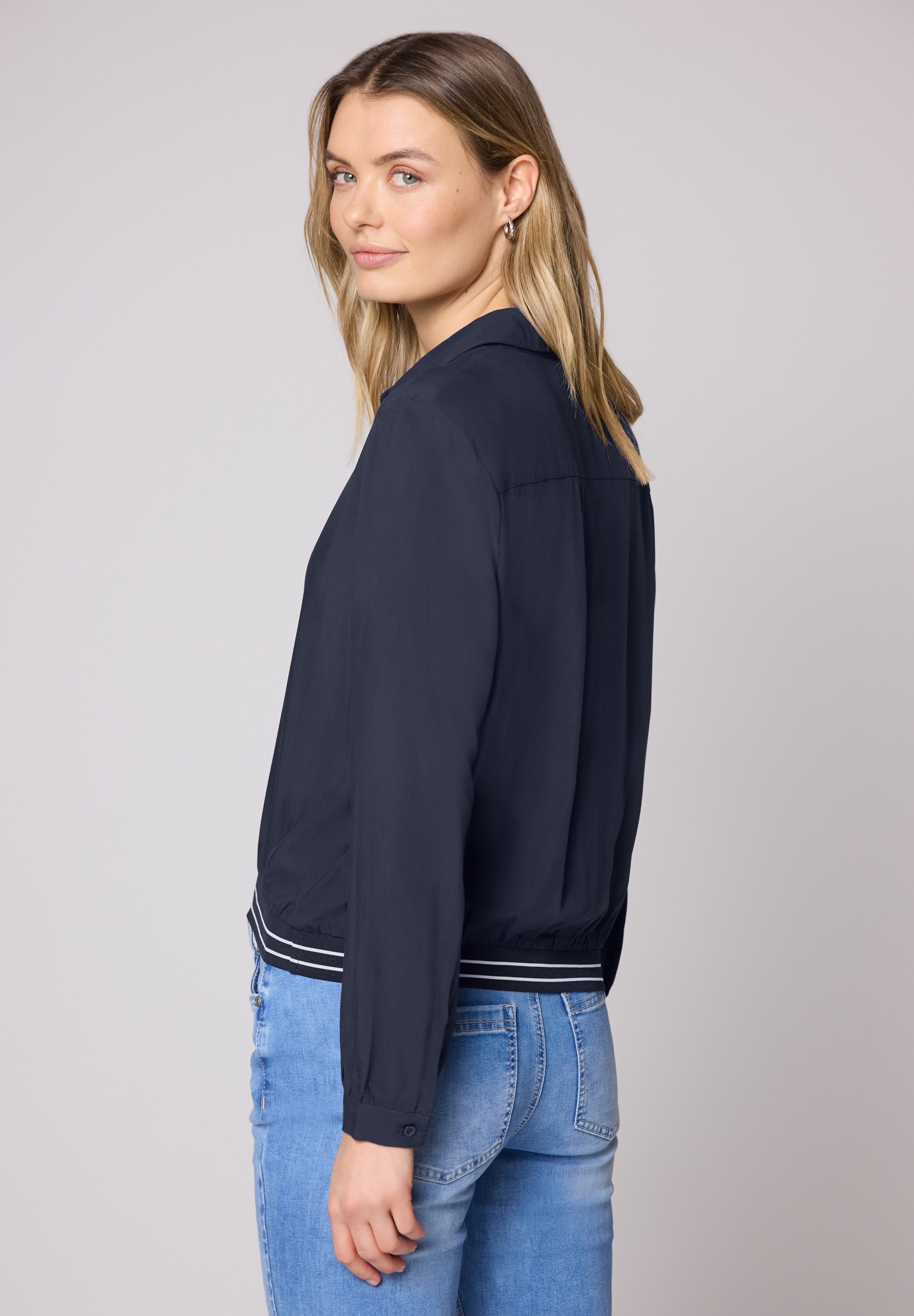 STREET ONE Langarmbluse mit College-Style Details