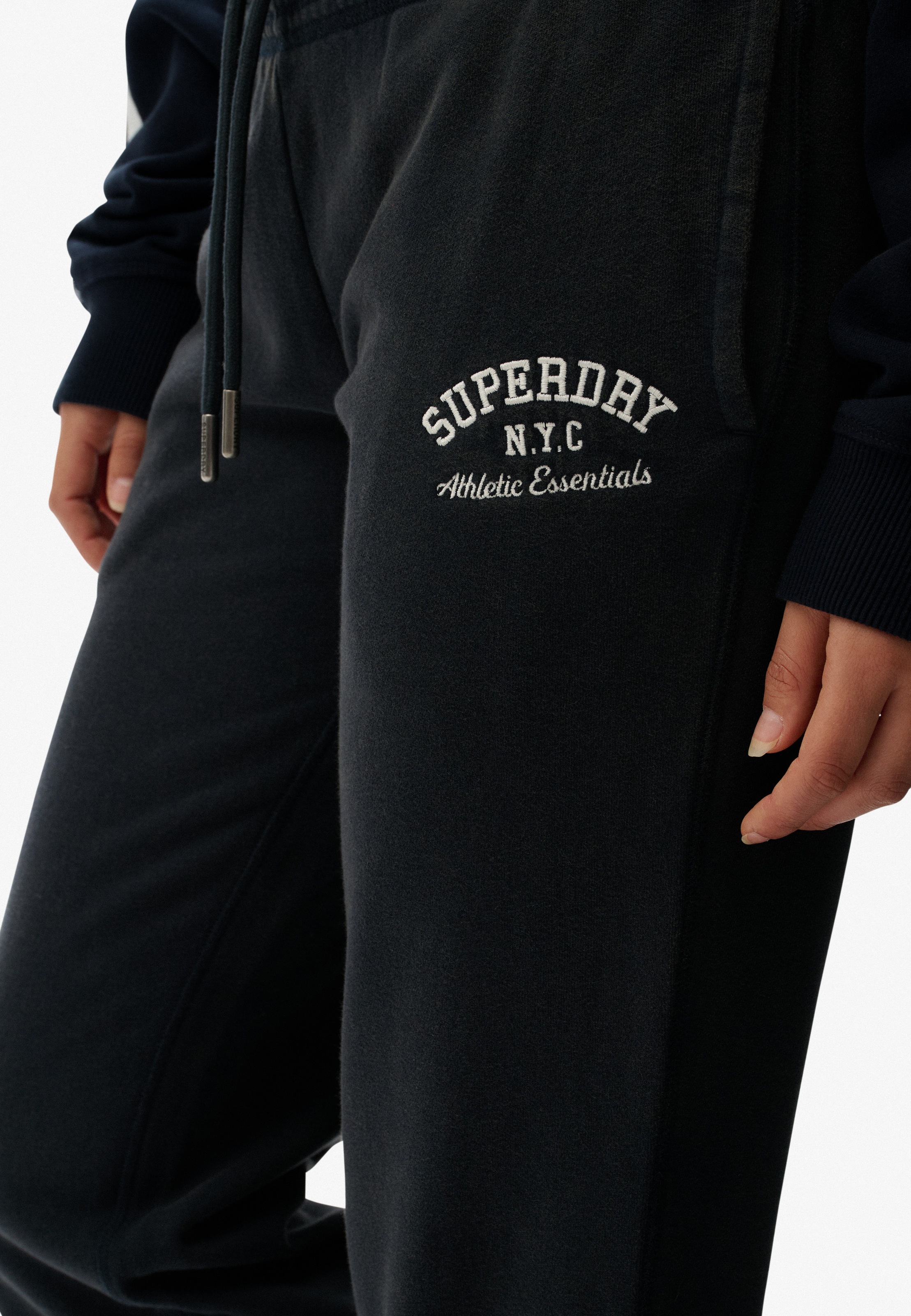 Thumbnail - Superdry Sweathose "ATHLETIC EMB FLARE JOGGER" Baumwolle, slim fit