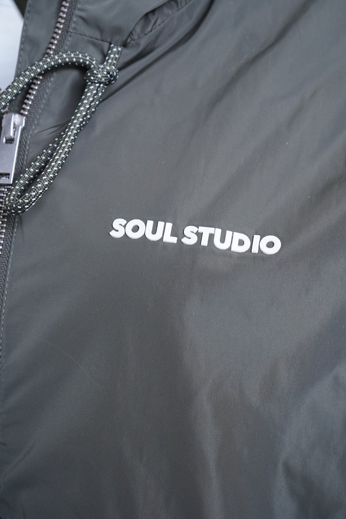 Smith & Soul Windbreaker mit Kapuze mit Elastikbündchen