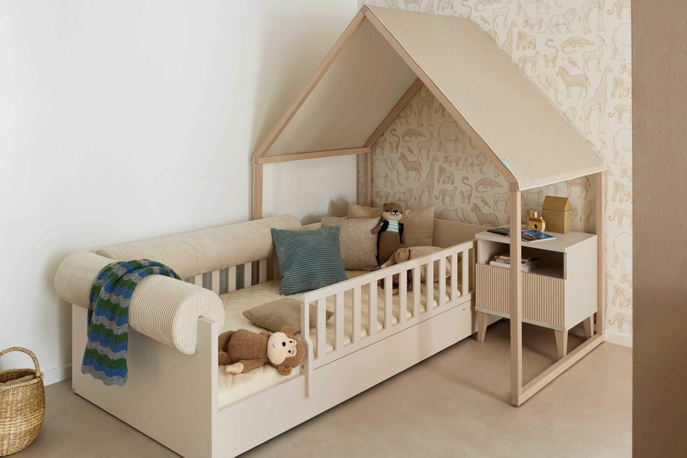 PAIDI Hausbett »Little House aus Buche Massivholz, pflegeleicht, langlebig« B/H/T ca. 158/170/97cm,  Vielseitig nutzbar - Spielhaus, Leseecke, Kaufladen