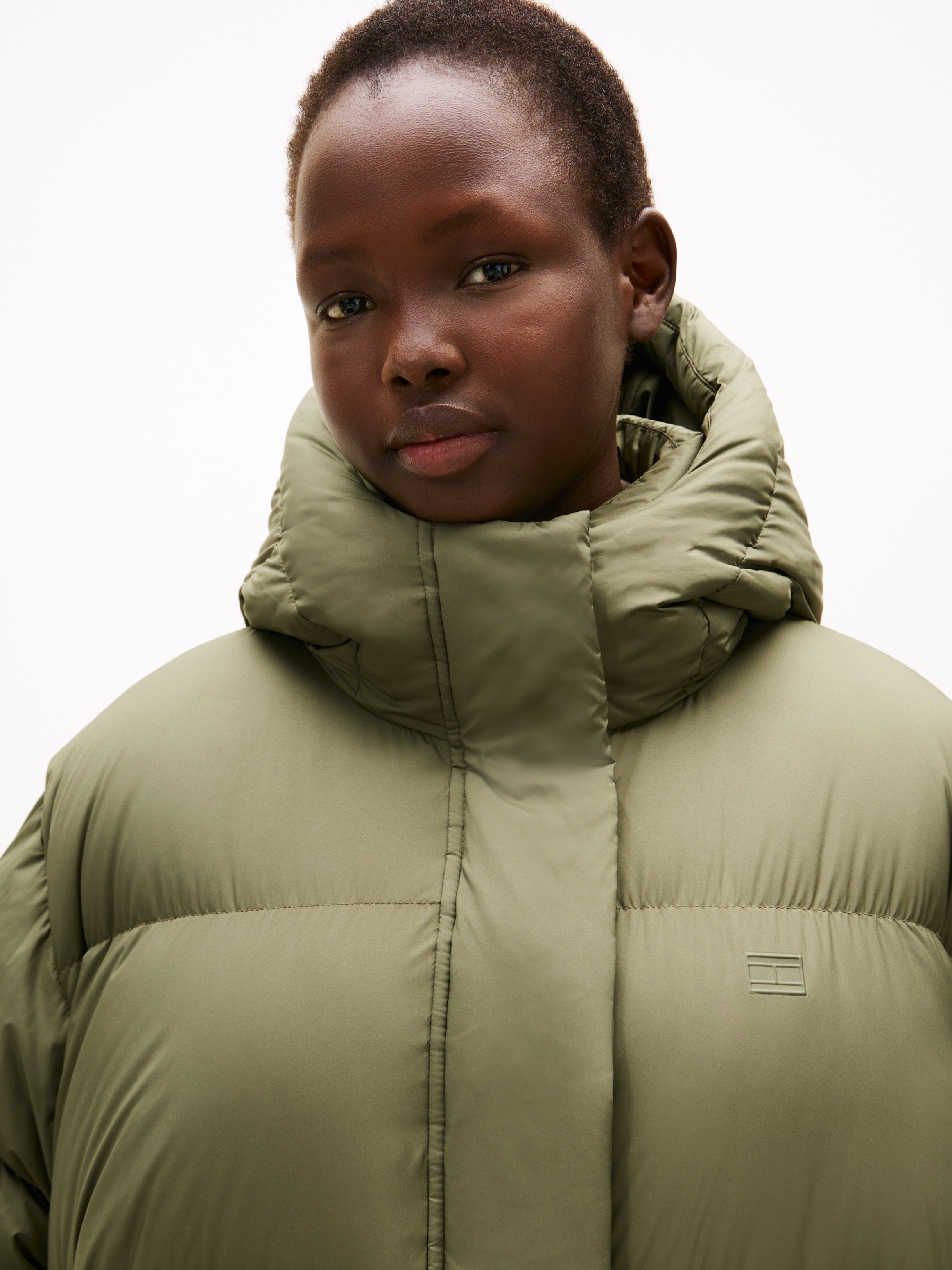 Thumbnail - Tommy Hilfiger Curve Daunenmantel "CRV MODERN DOWN REG COAT" in großen Größen