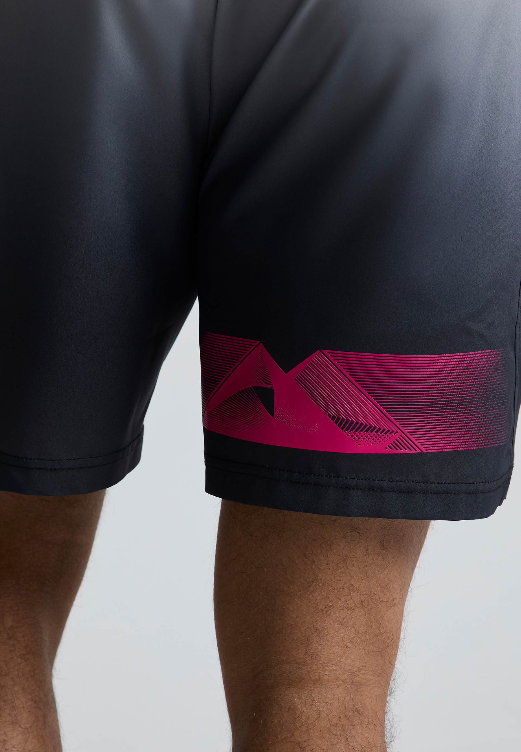 Monterrain Trainingsshorts »Monterrain DISTANCE OMBRE WOVEN SHORT«