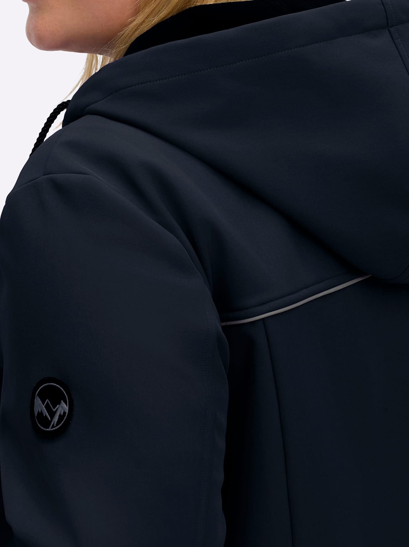 Sheego Softshelljacke, mit Kapuze