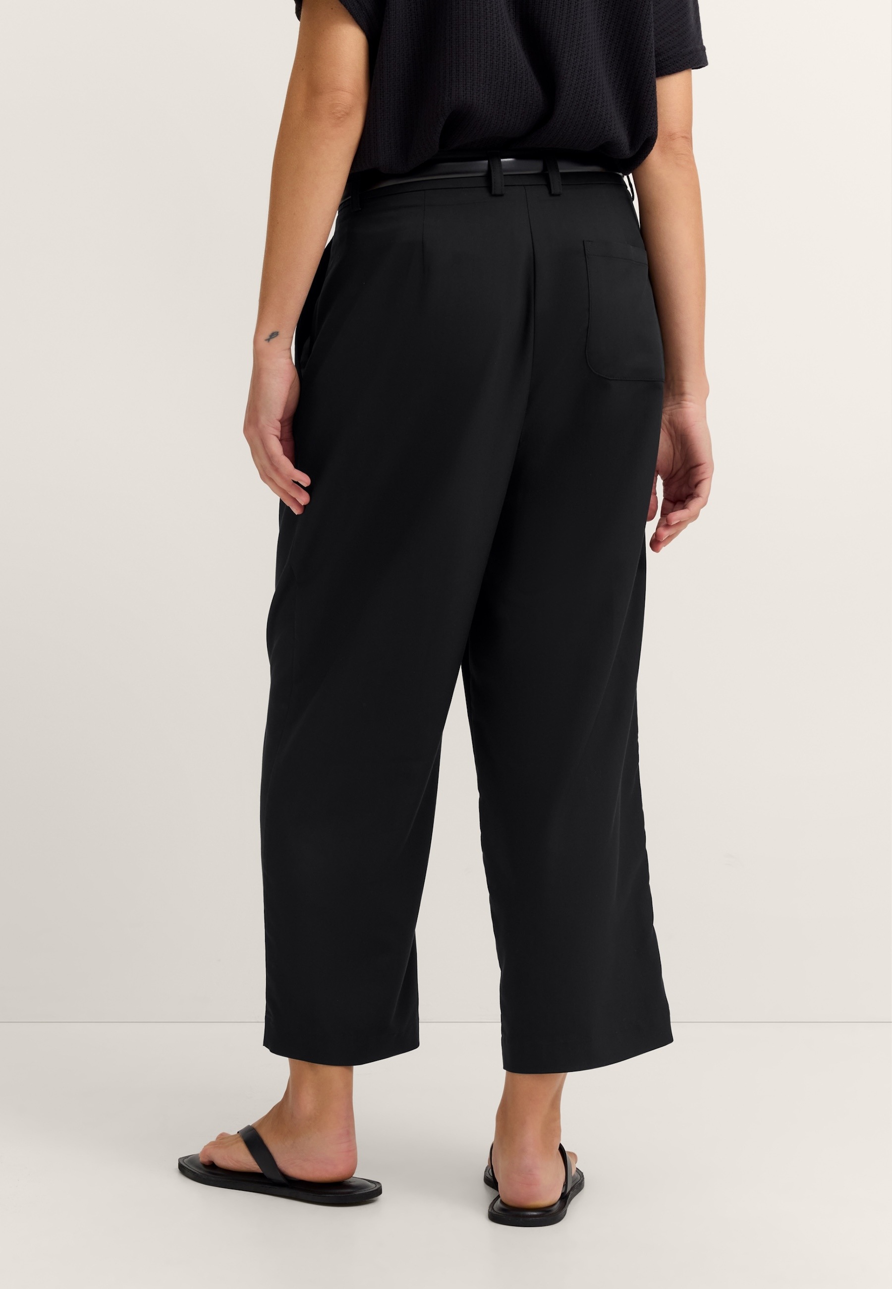 bugatti Stoffhose Modern Fit mit Bundfalte günstig online kaufen