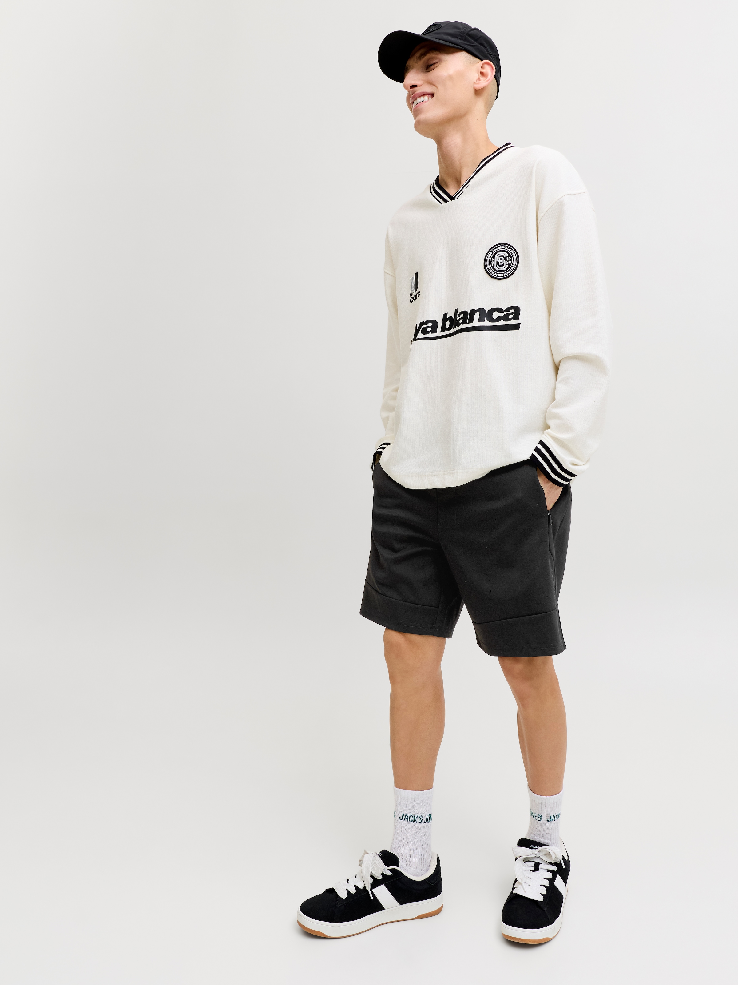 Jack & Jones Sweatshorts »JPSTGORDON BASE SWEAT SHORTS SRT SN«  Materialmix mit Stretch, regular fit