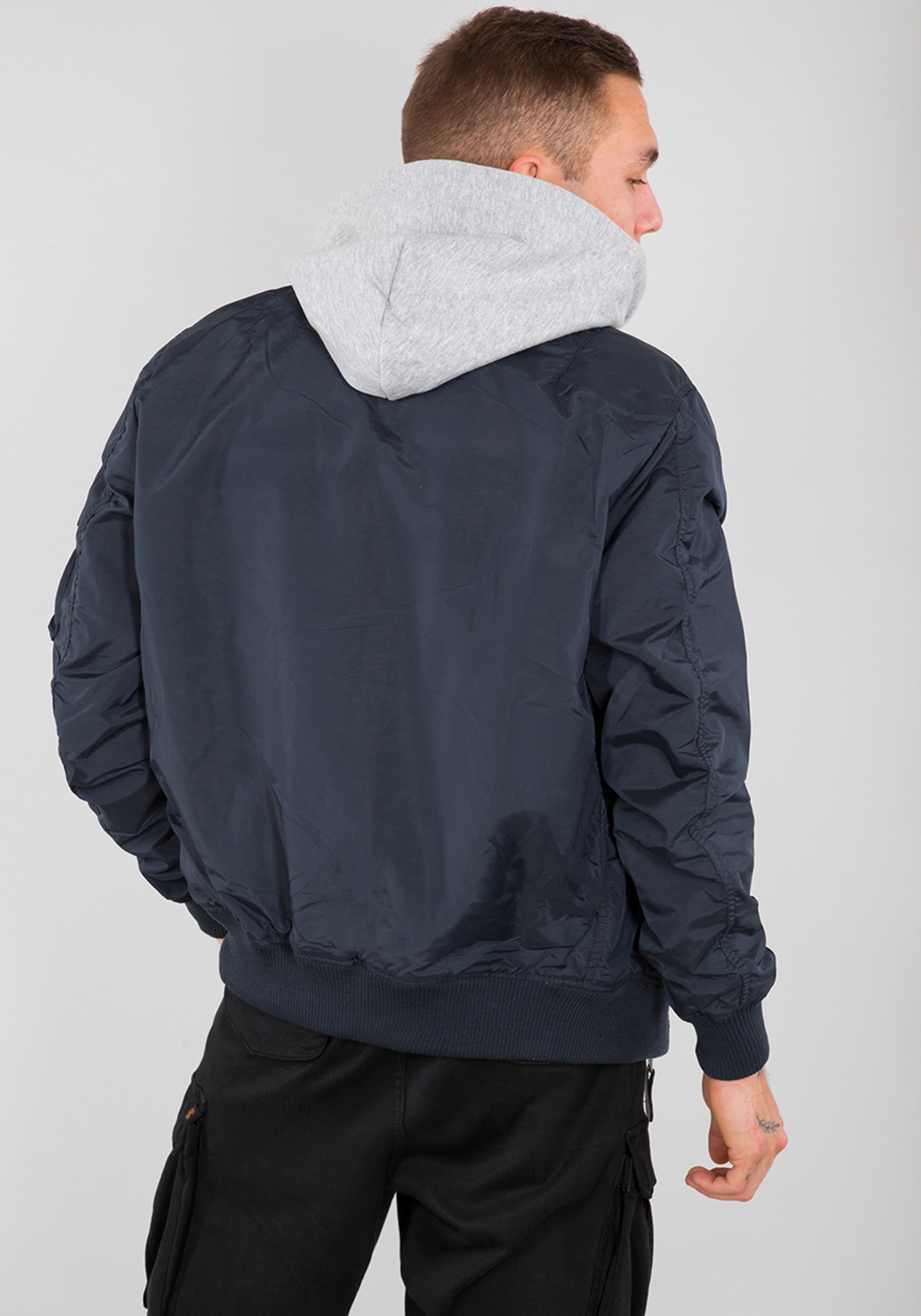 Thumbnail - Alpha Industries Bomberjacke "MA-1 TT Hood Light"