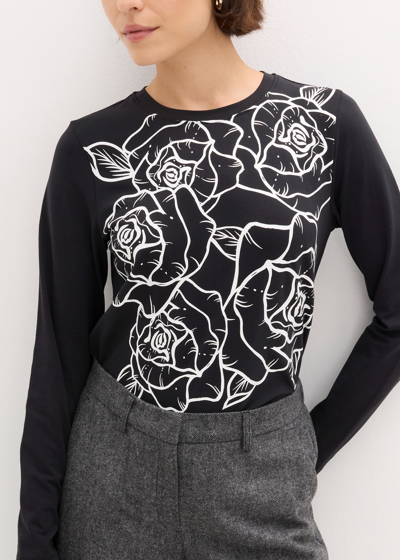 bonprix Langarmshirt "Langarmshirt mit Rosendruck" Langarmshirt mit Rosendr günstig online kaufen