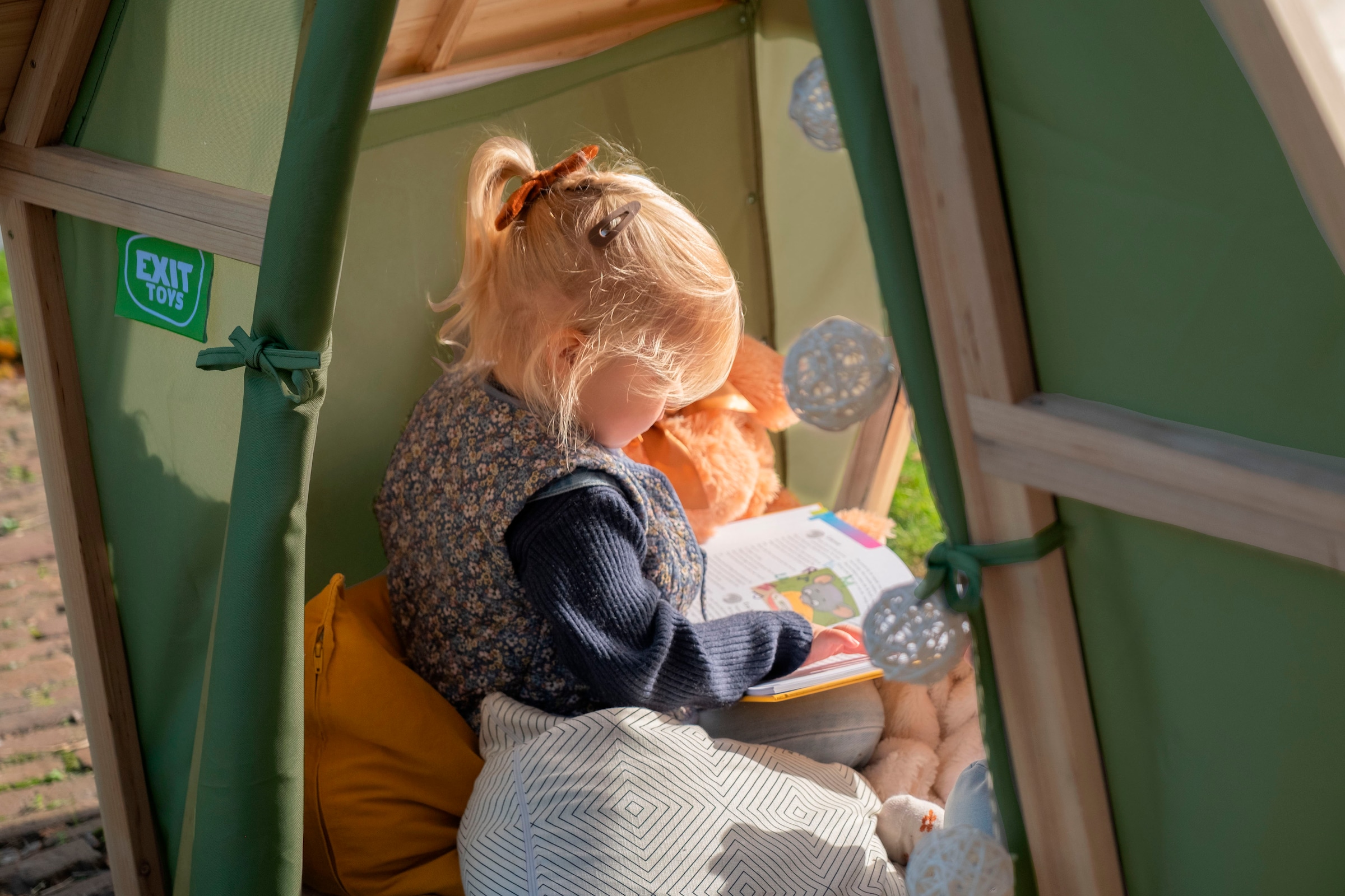 EXIT Spielhaus »Yuki 100«, FSC® - schützt Wald - weltweit