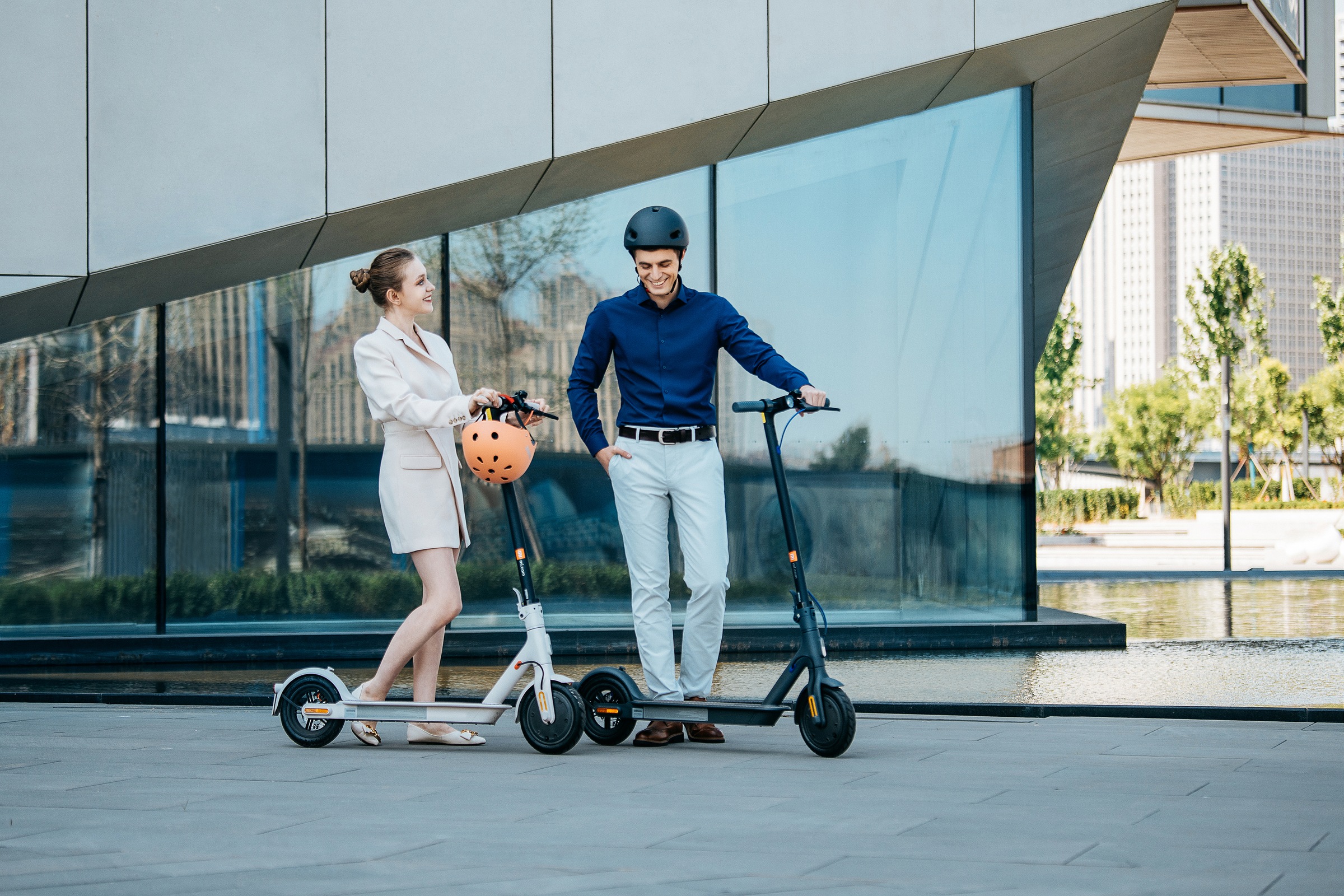 Xiaomi E-Scooter »Mi Electric Scooter 3 Lite 8,5 Zoll«, 20 km/h, 20 km, mit Straßenzulassung, bis zu 20 km Reichweite