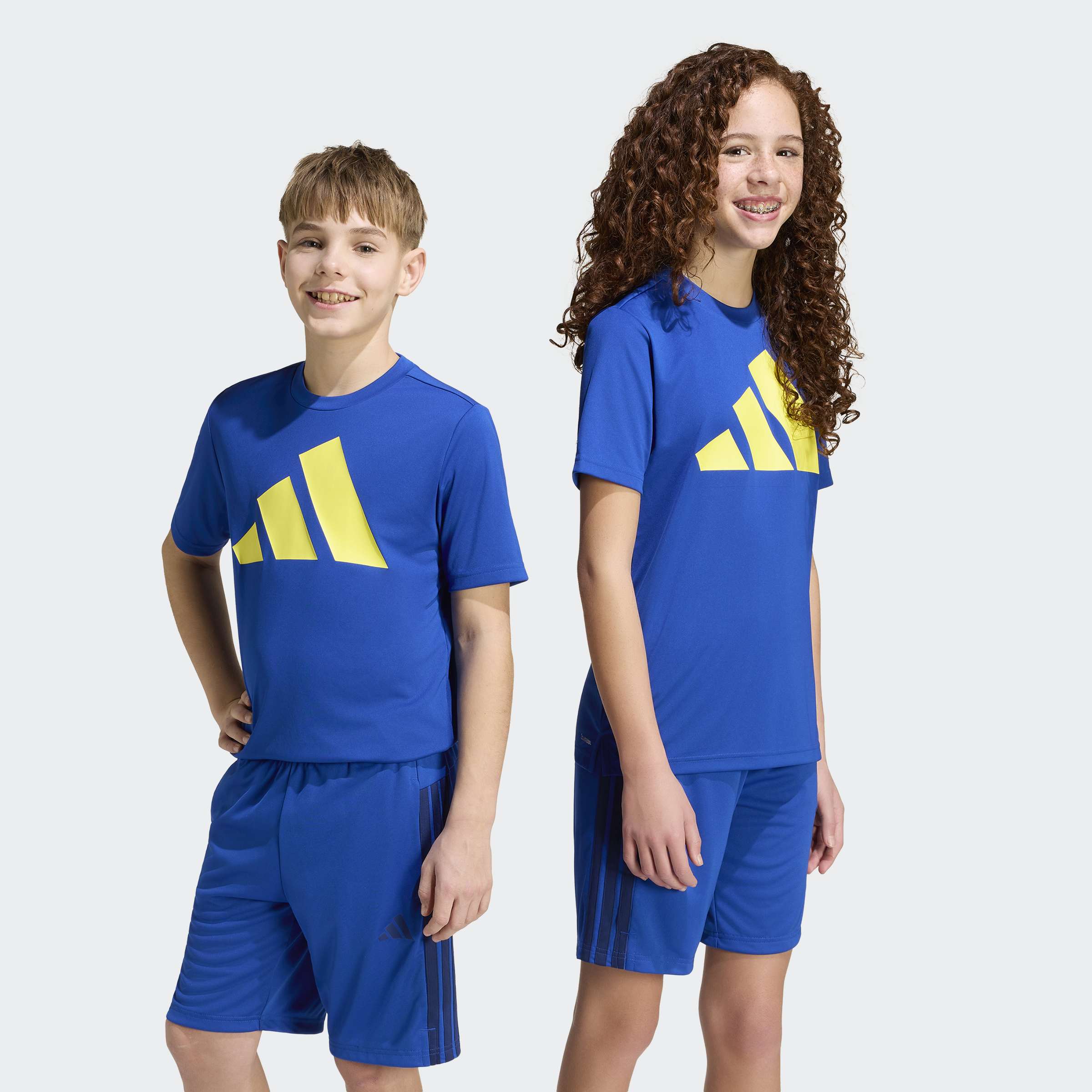 adidas Sportswear "J TR-ES BL T"