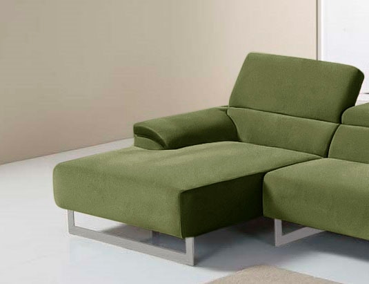 Egoitaliano Ecksofa »Malika, edel und bequem, Designsofa mit hochwertigen Bezügen, L-Form«, mit Recamiere, inkl. Kopfteilverstellung und chromfarbenen Metallfüßen
