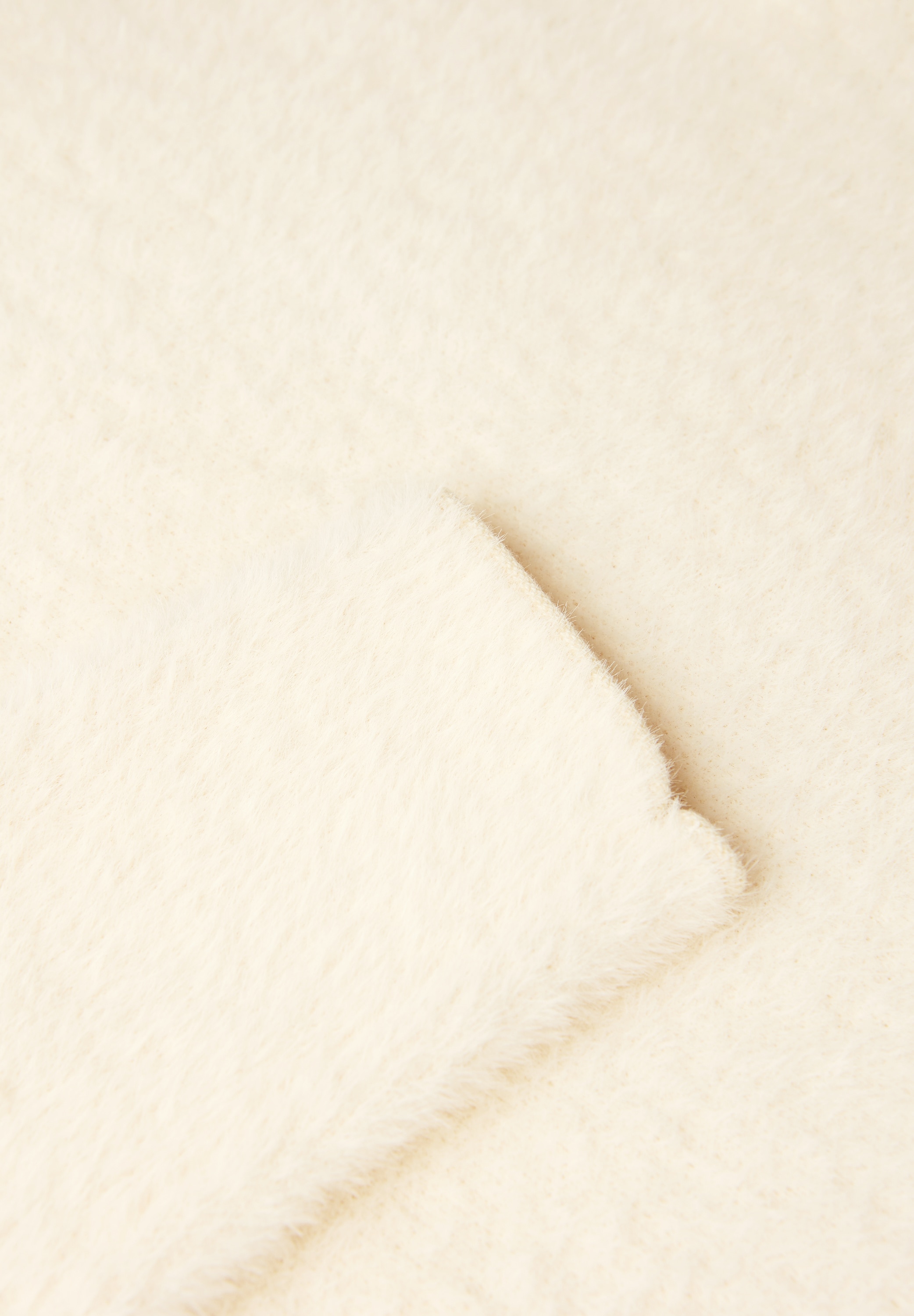 STREET ONE Stehkragenpullover, aus softem Materialmix