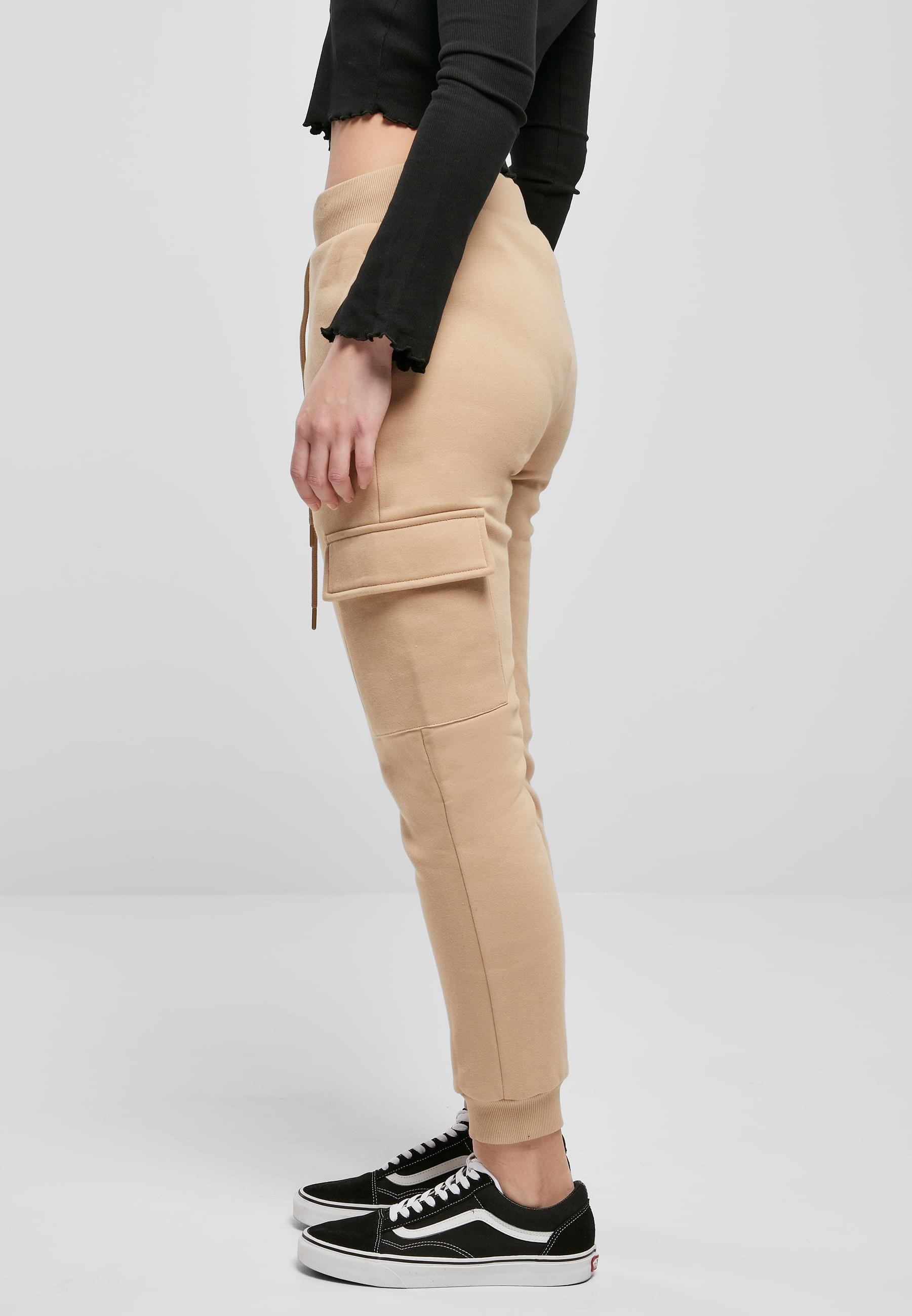 URBAN CLASSICS Stoffhose »Urban Classics Damen Ladies Cargo Sweat Pants«, (1 tlg.)