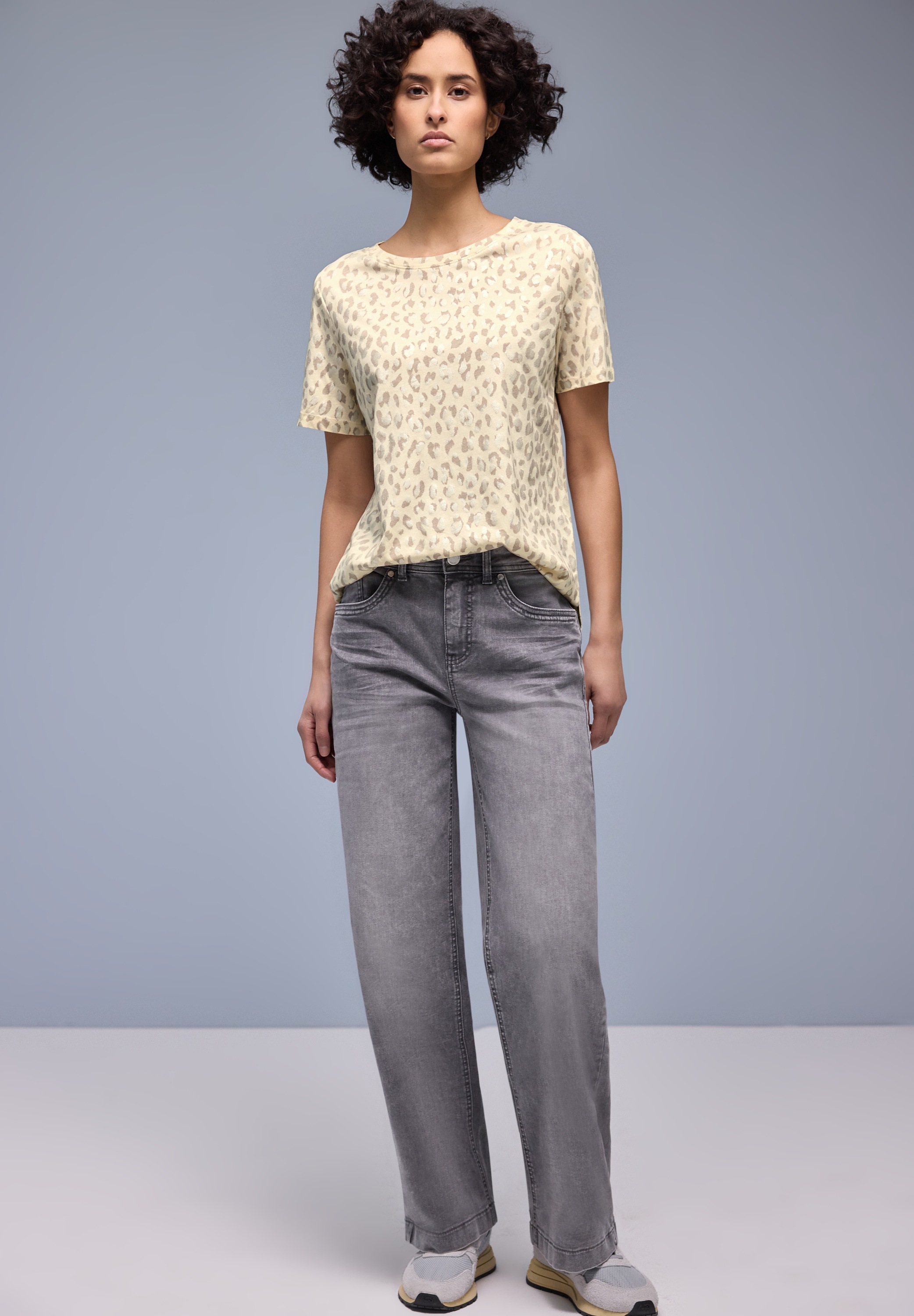 STREET ONE Kurzarmshirt Leo-Shirt mit Foliendetails