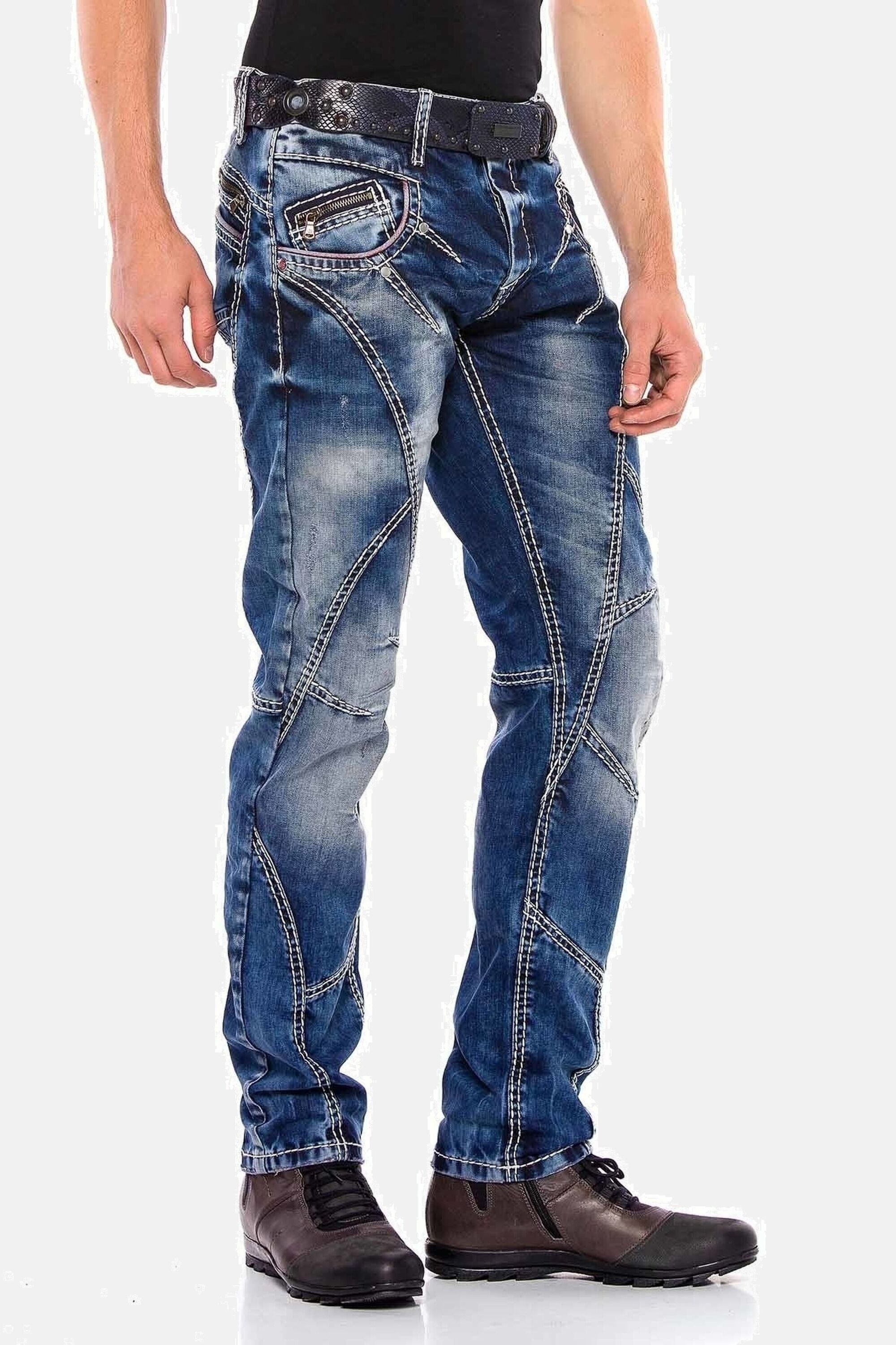 Straight-Jeans »Jeans«, mit trendigen Ziernähten, CD563