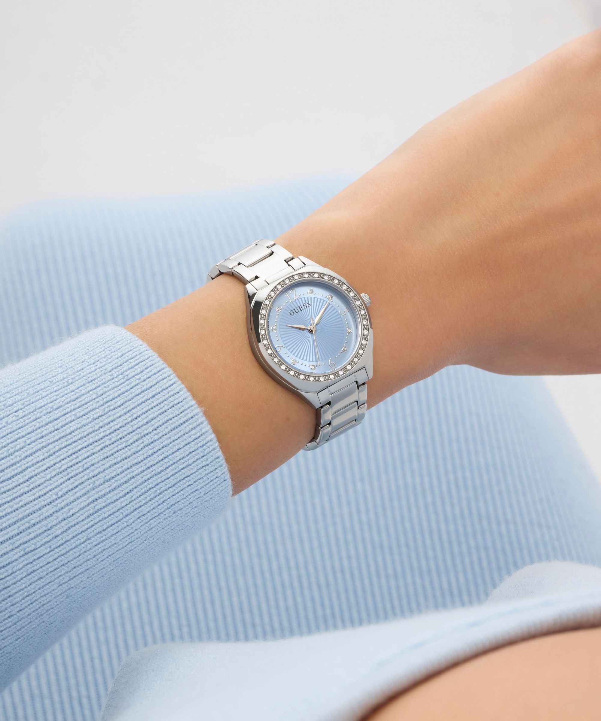 Guess Quarzuhr »GUESS-CHARLOTTE« Armbanduhr, Damenuhr, Edelstahlarmband, analog