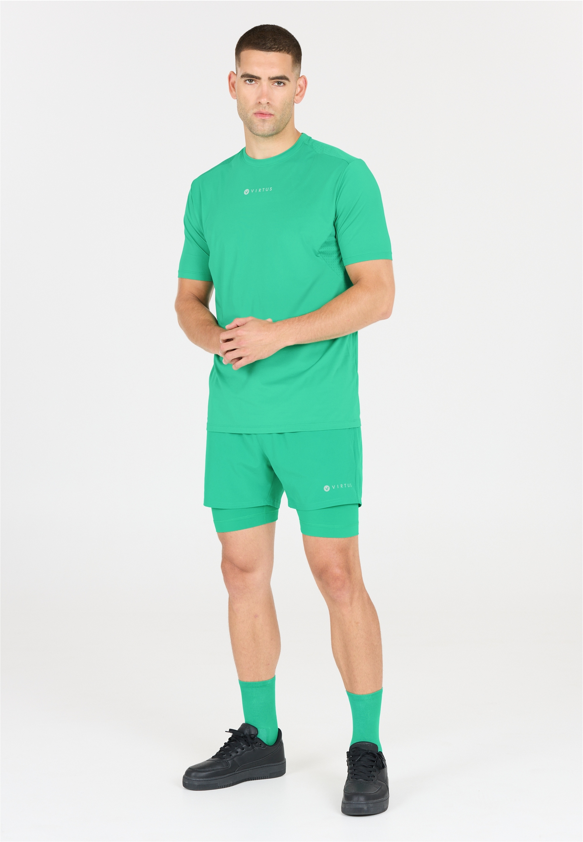 Virtus Shorts »Zayne«  mit 4-Wege-Stretch und Innenhose