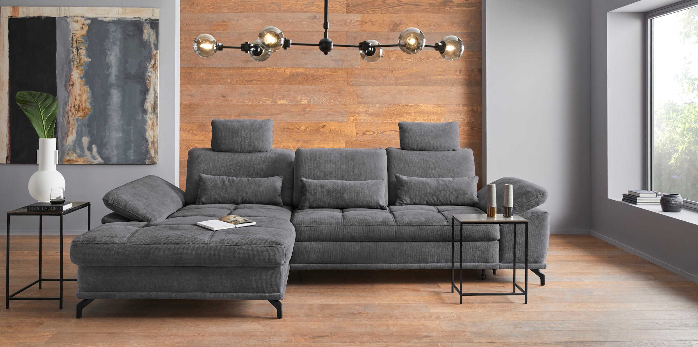 Places of Style Ecksofa Costello, mit Sitztiefenverstellung und Armlehnfunktion, incl. 3 Nierenkissen