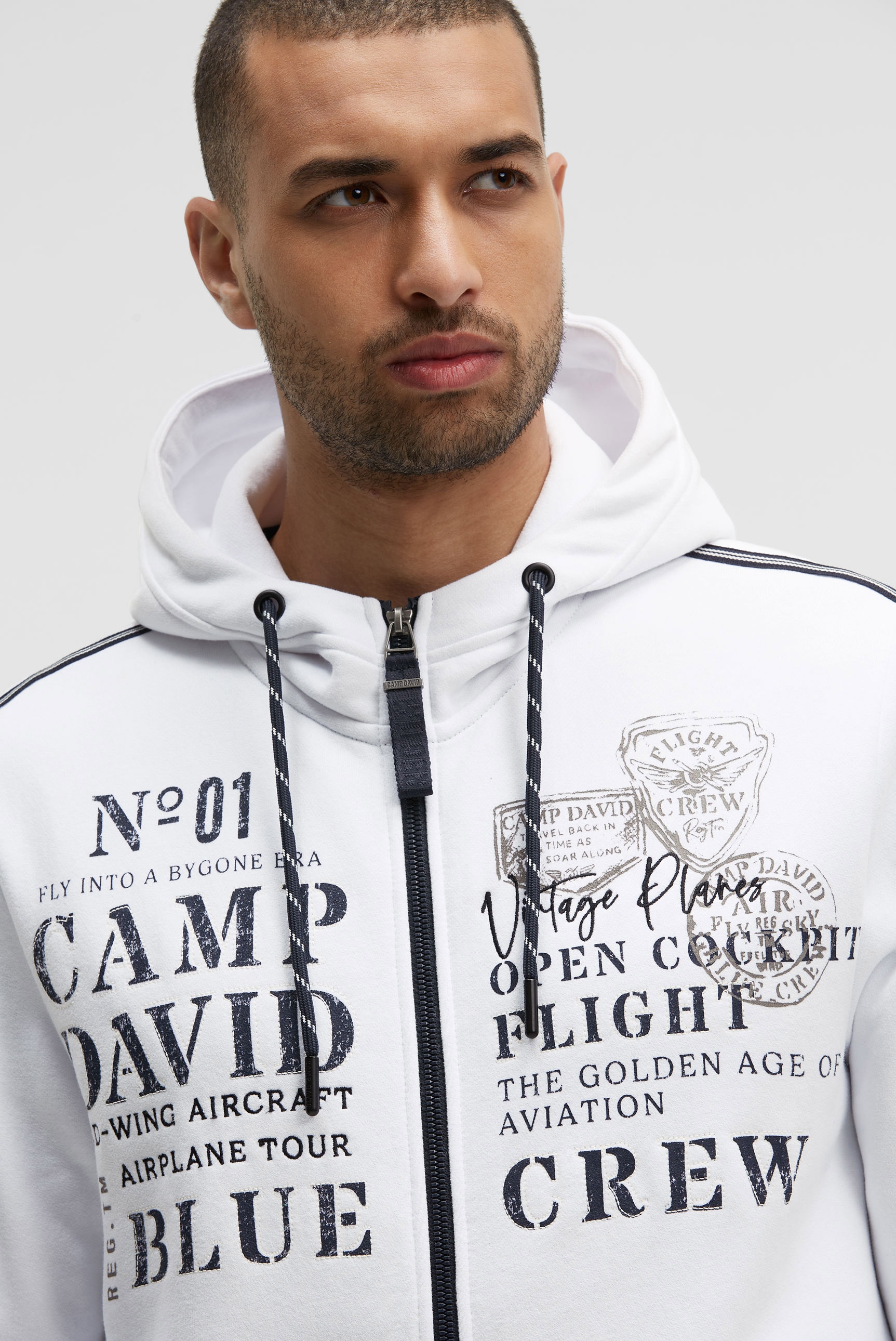 CAMP DAVID Kapuzensweatjacke Eingrifftaschen mit Druckknopfverschluss