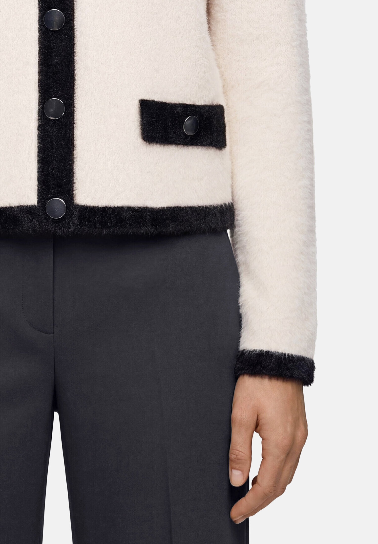 Betty Barclay Strickjacke »Damen mit Knopfleiste« 1