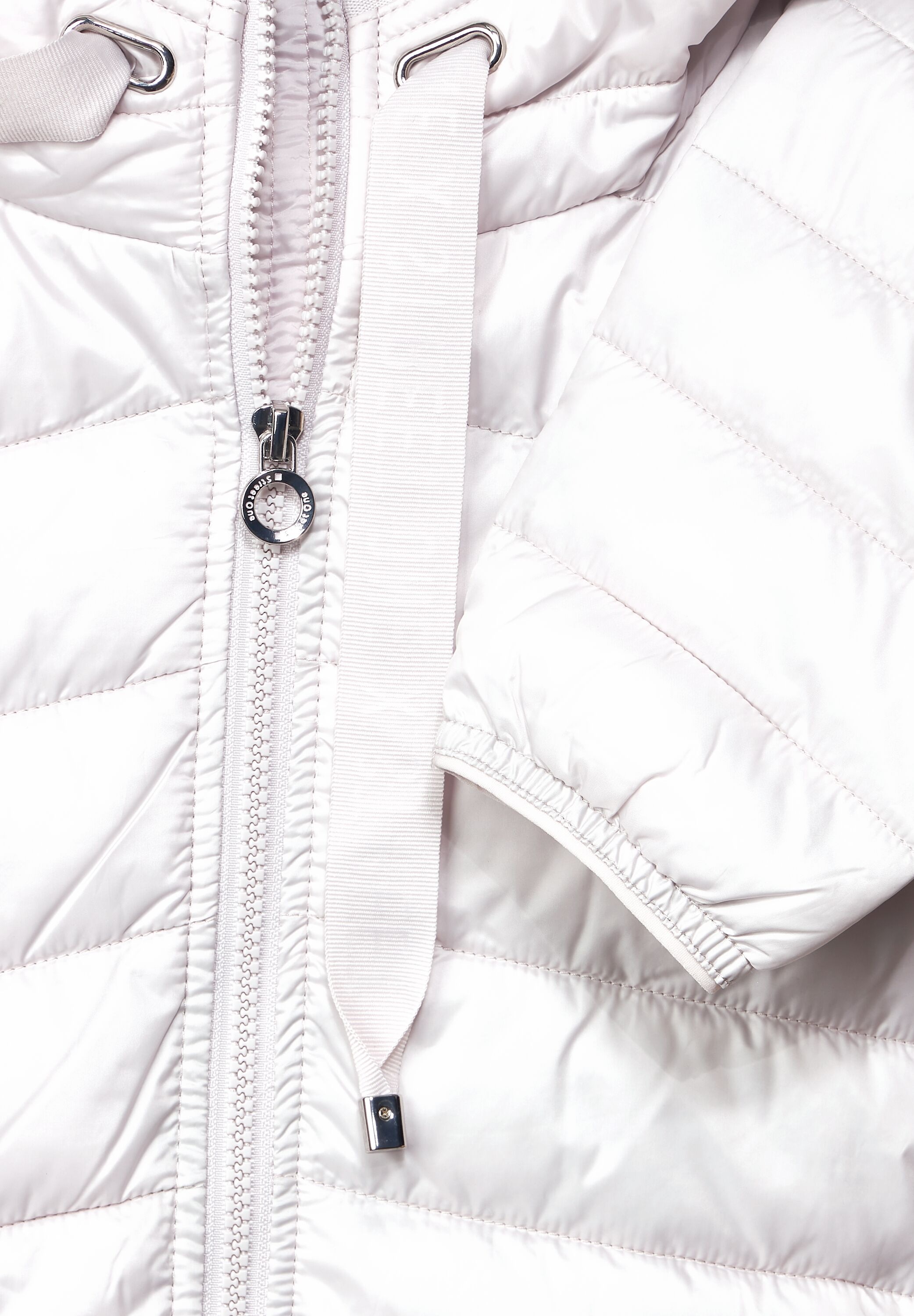 STREET ONE Steppjacke, mit Kapuze, mit moderner Steppung