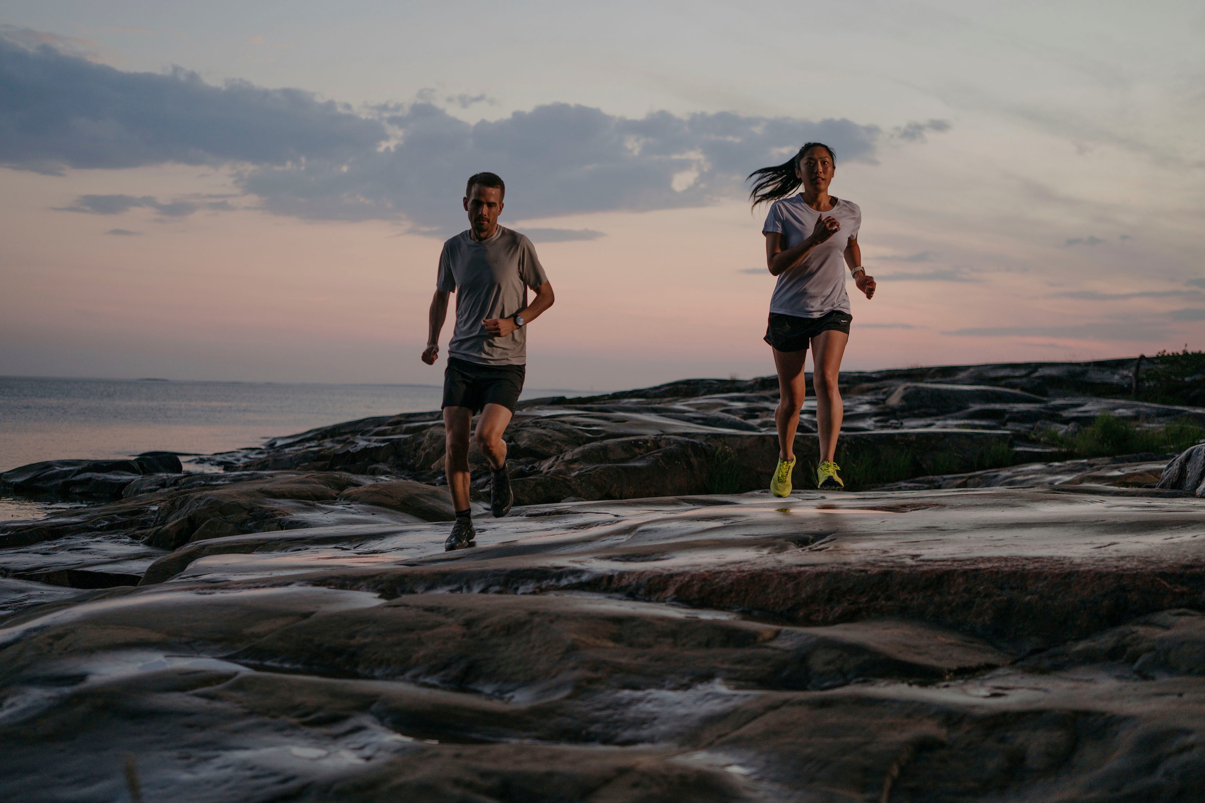 Suunto Smartwatch »9 Peak Pro«, (3,04 cm / 1,2 Zoll)