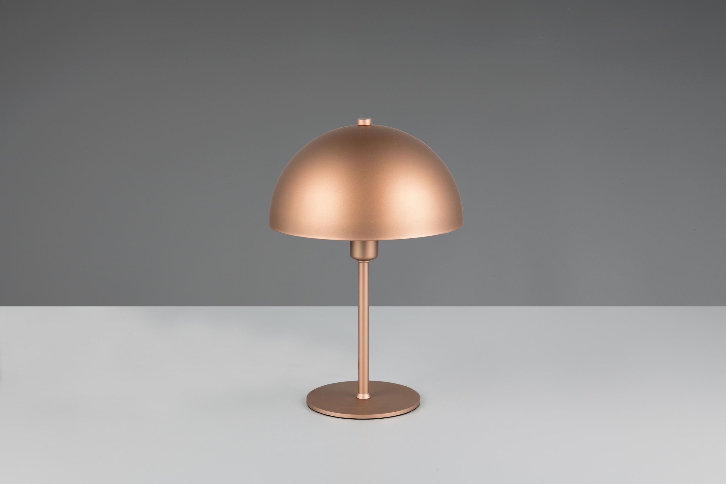 TRIO Leuchten Schreibtischlampe »NOLA, exkl. 1x E14 max 28W, Tischlampe mit Schnurschalter Höhe 31cm«, 1 flammig, Leuchtmittel E14 | Leuchtmittel wechselbar, Ø 20cm, Nachttischlampe, 180cm Anschlusskabel, Leuchtmittel wechselbar